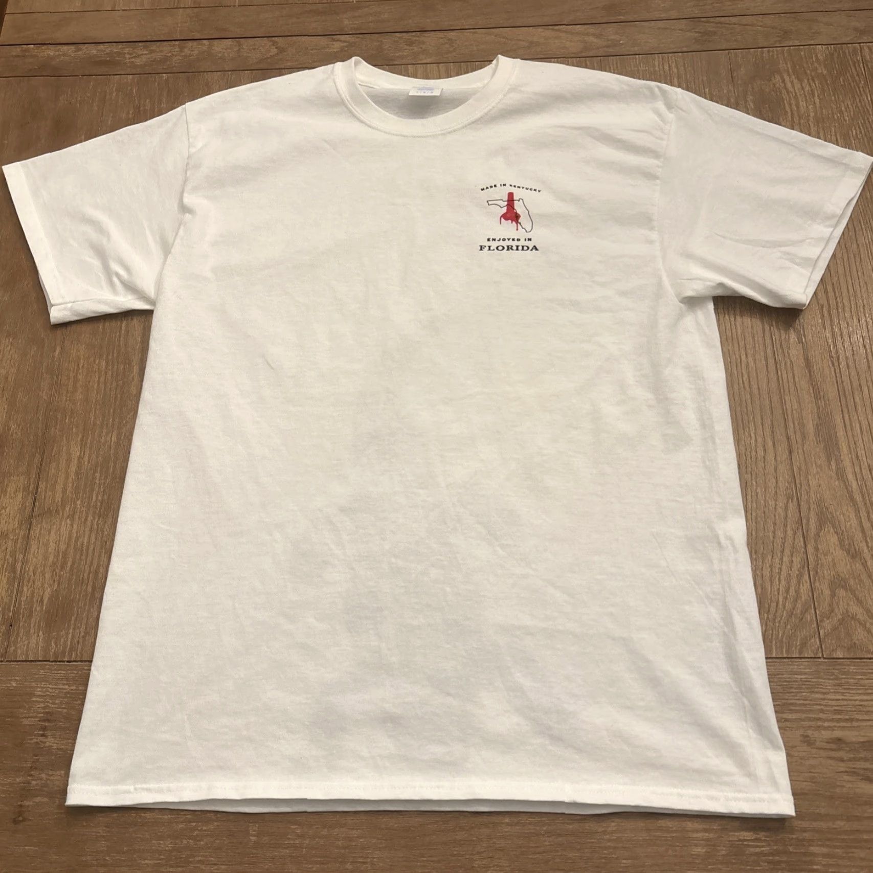 Gildan Makers Mark Bourbon Made In Kentucky Enjoyed In Florida Gator T Shirt Sz L White Gildan Florida Theme Rare Mens T-Shirt L Size US L / EU 52-54 / 3 - 2 Thumbnail