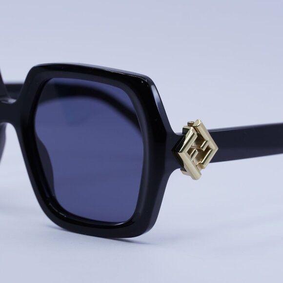 Fendi 🕶️ New Fendi FE40139F 01V Sunglasses - Shiny Black Frame Size ONE SIZE - 4 Thumbnail