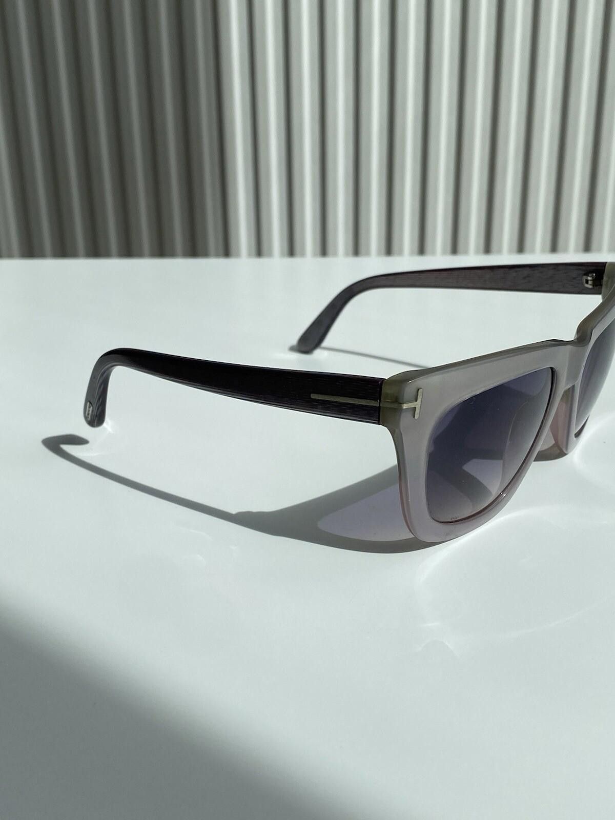Tom Ford Tom Ford Celina Iridescent Gradient Tint Sunglasses Women’s Size ONE SIZE - 5 Thumbnail