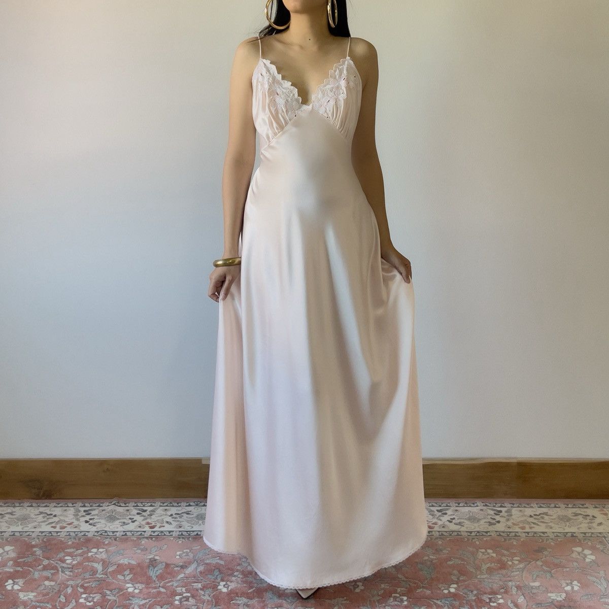 Victoria's Secret Victoria’s Secret 1980s Blush Pink Satin Slip Gown (L) Size L / US 10 / IT 46 - 5 Thumbnail