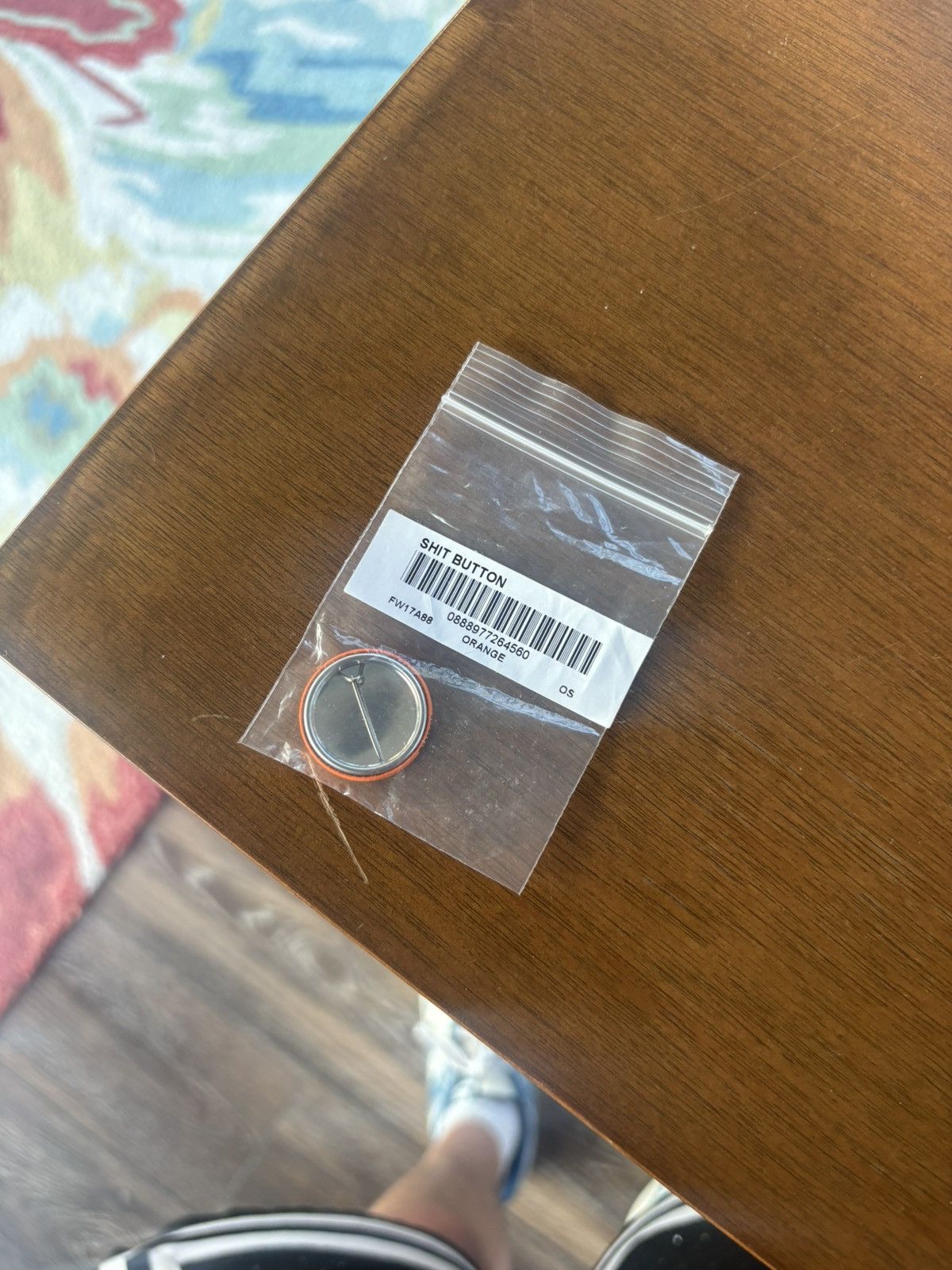 Supreme Supreme Shit Pin Button Orange Size ONE SIZE - 2 Thumbnail