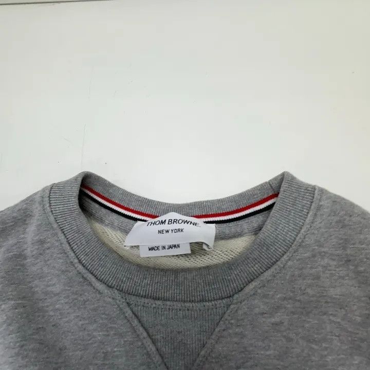 Thom Browne Thom Browne Classic Gray Striped Sweatshirt -2507 Size US S / EU 44-46 / 1 - 3 Thumbnail