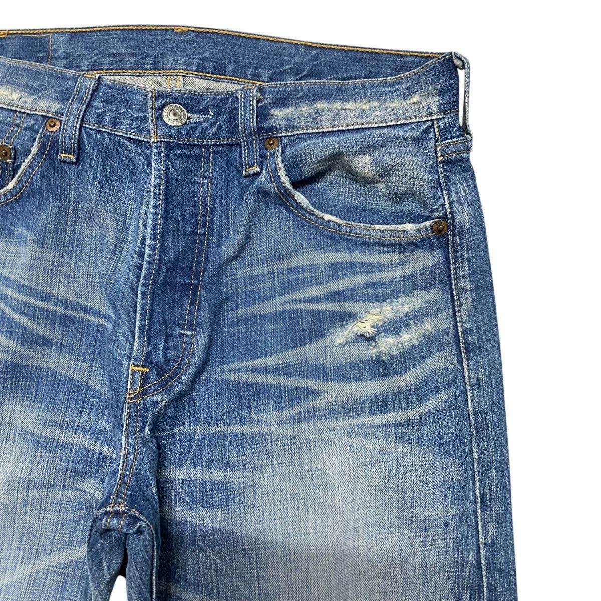 Levi's Vintage Levis 501 Thrashed Jeans Size US 31 - 5 Thumbnail