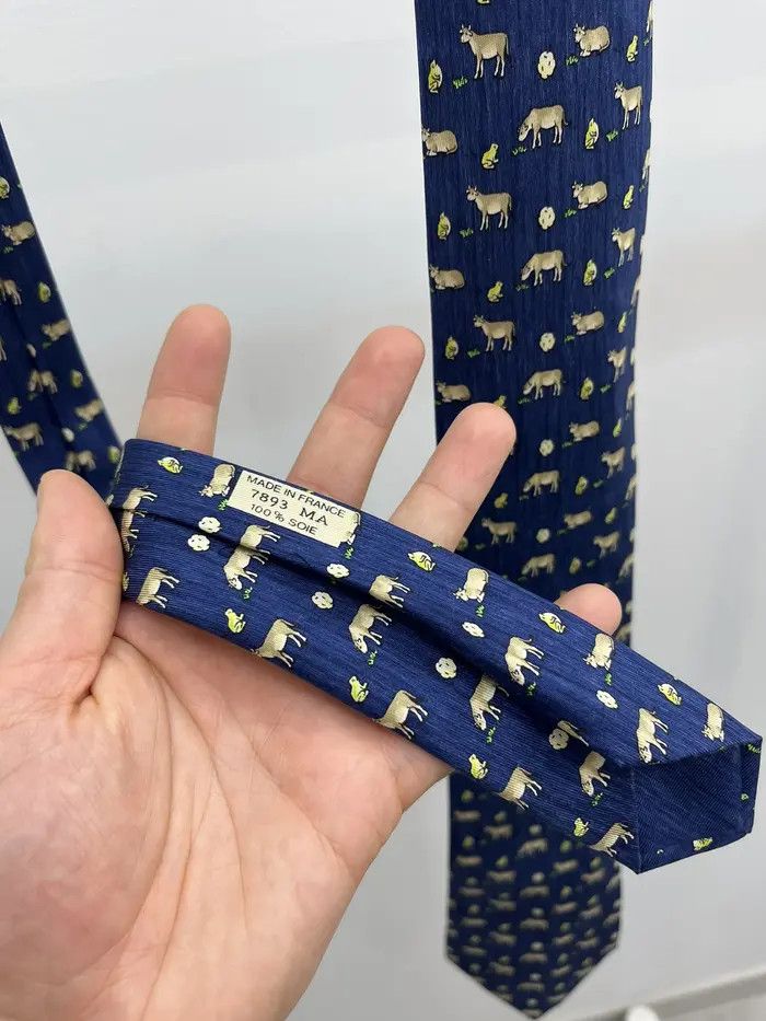 Hermes Hermes Cow Frog Silk Tie Size ONE SIZE - 3 Thumbnail
