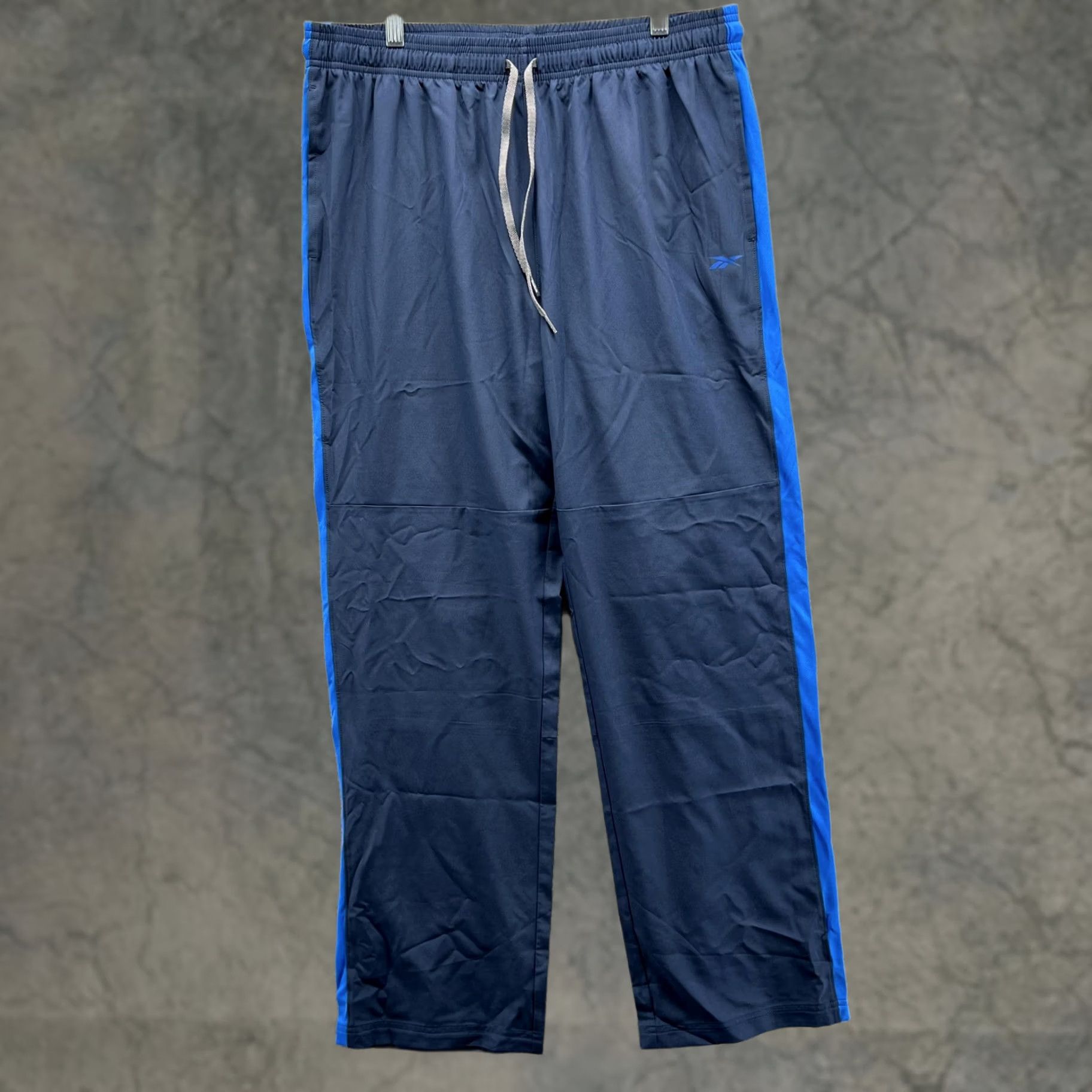 Reebok Reebok Pants XL Navy Blue Track Pockets Logo Size US 36 / EU 52 - 1 Thumbnail
