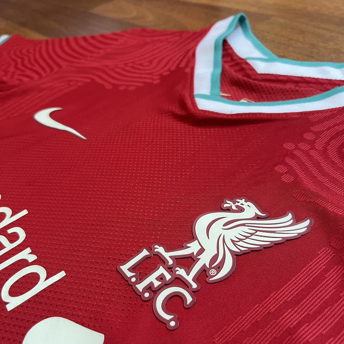 Nike × Vintage LIVERPOOL NIKE VAPORKNIT 2020/2021 FOOTBALL JERSEY #11 SALAH Size US M / EU 48-50 / 2 - 5 Thumbnail