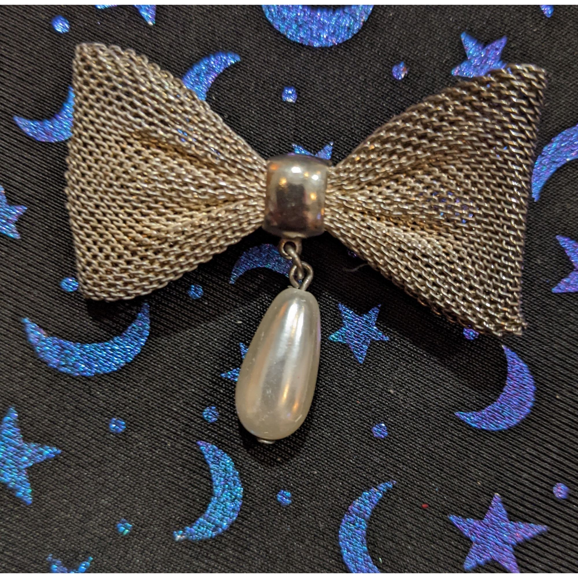Other Vintage Coquette Mesh Silver Tone Bow Brooch Size ONE SIZE - 3 Thumbnail