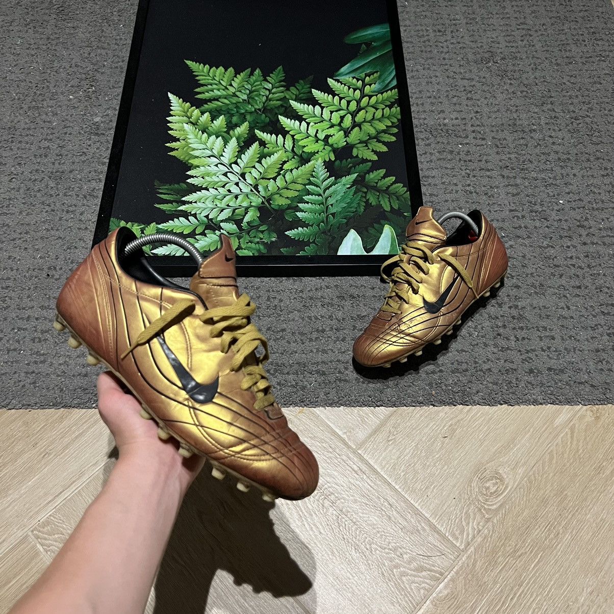 Extremely Rare Nike Mercurial R9 Remembering R9 main image 3