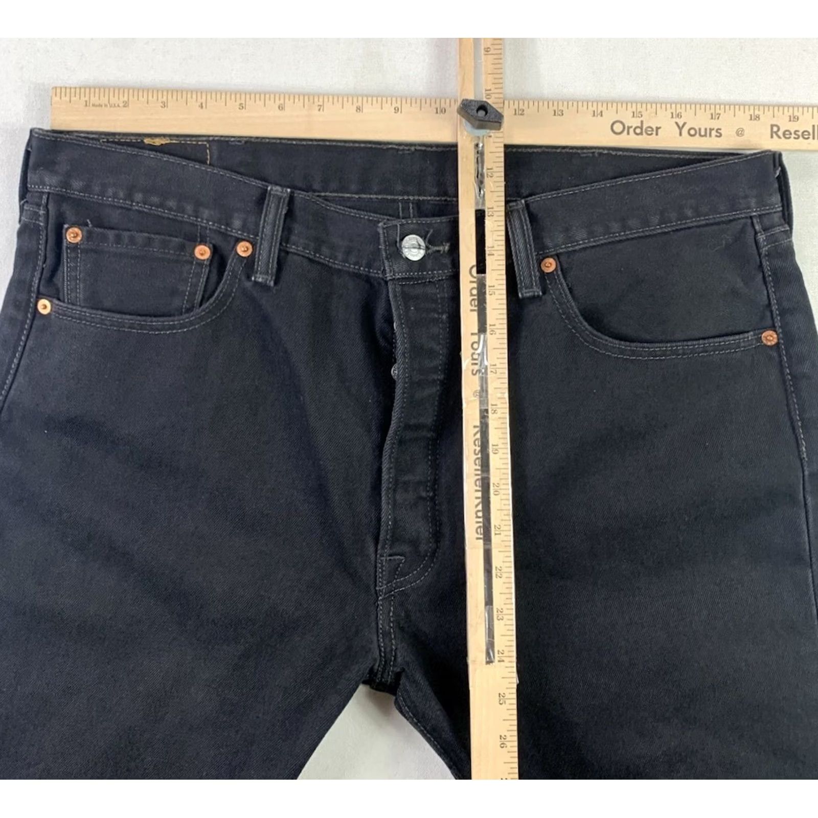 Levi's Levi's 501 Jeans Black Men 38x32 Button fly made in Mexico Straight leg (Fits 38x31) Size US 38 / EU 54 - 6 Thumbnail