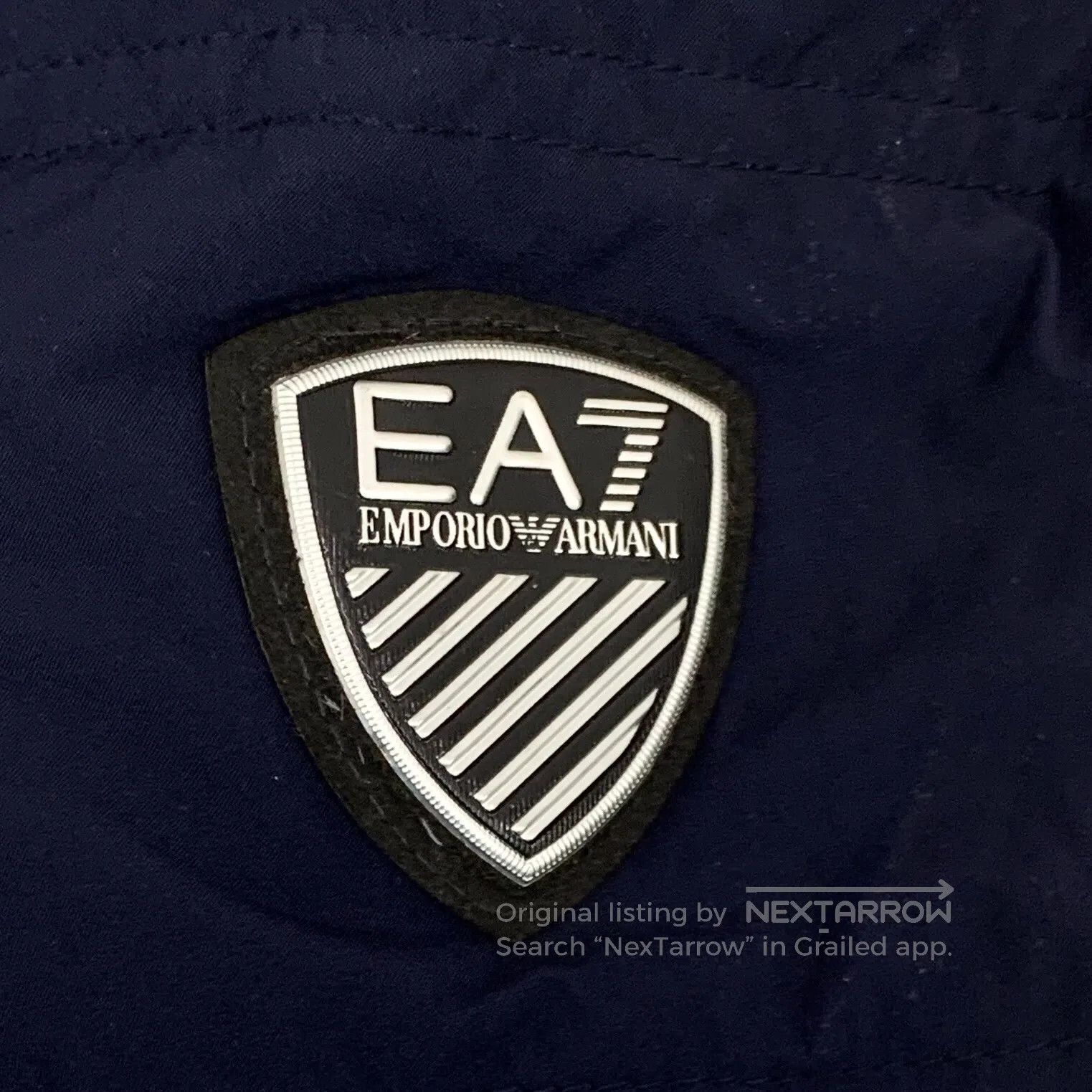 Armani Armani Dark Blue Badge Design Stand Collar Zipper Long-Sle Size US M / EU 48-50 / 2 - 5 Thumbnail
