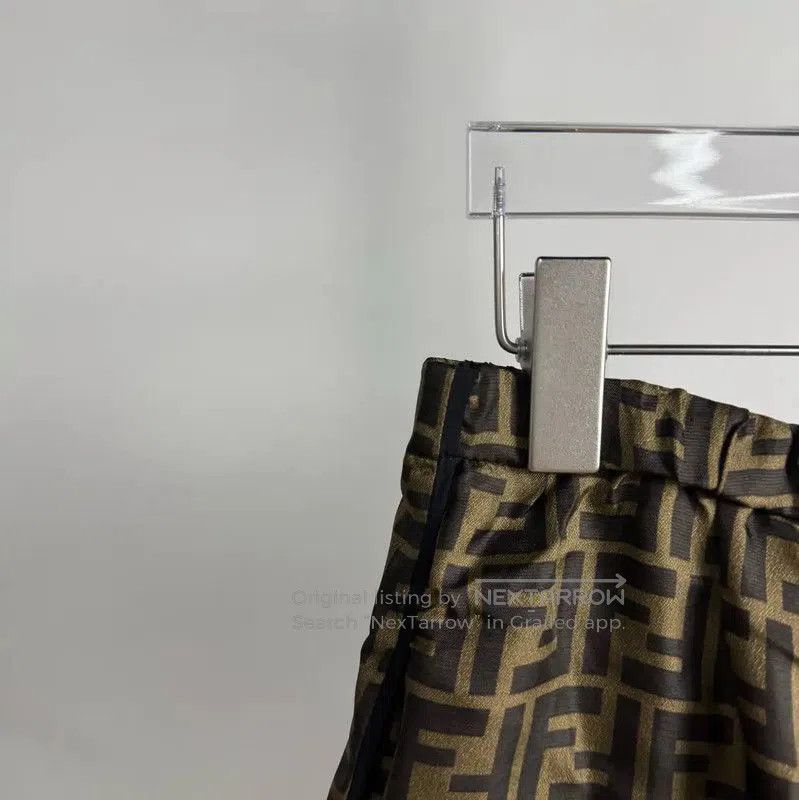 Fendi Fendi Colorful Silk Women's Shorts . Size 23" - 3 Thumbnail
