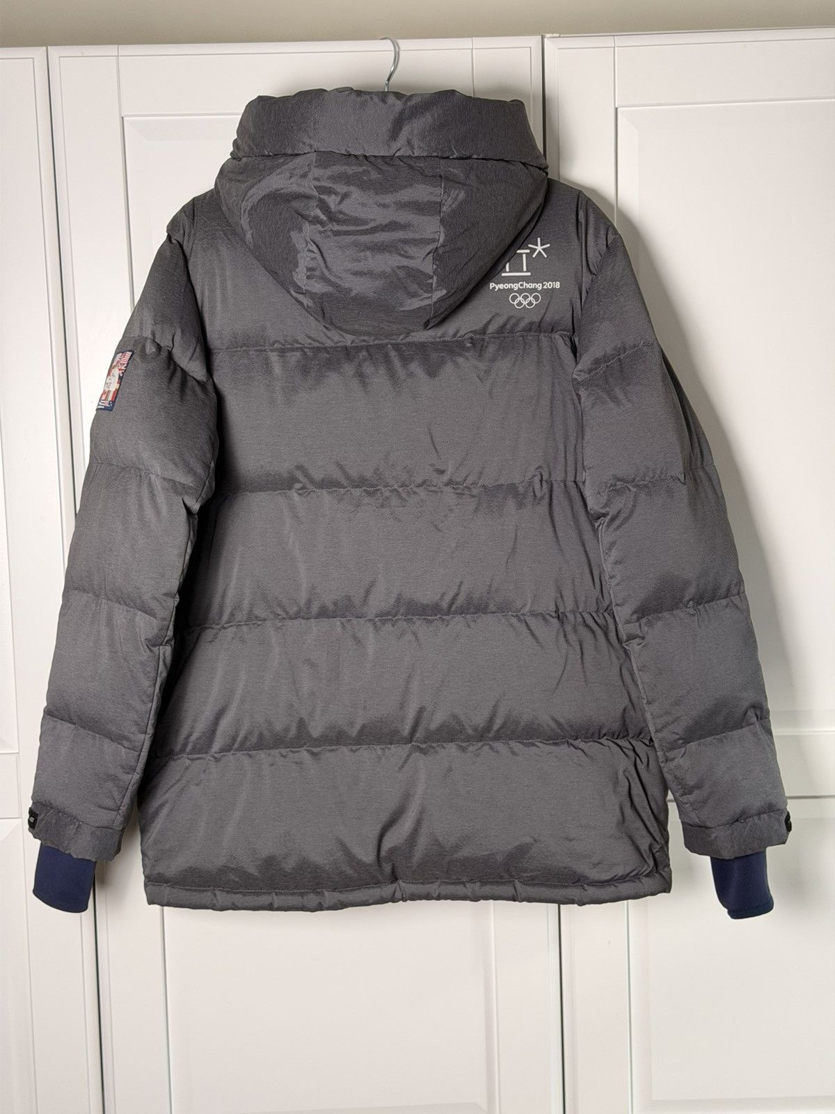 The North Face The North Face Puffer Jacket Grey - Size L Size US L / EU 52-54 / 3 - 2 Thumbnail