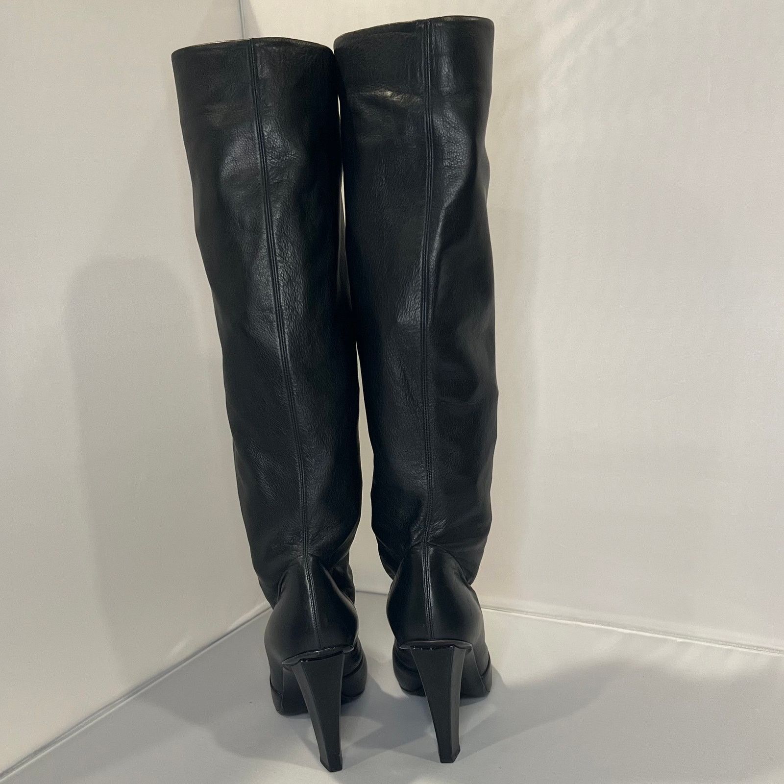 Jimmy Choo Jimmy Choo Women's Leather Knee High Boots Size 5.5 Size US 5.5 / IT 35.5 - 4 Thumbnail