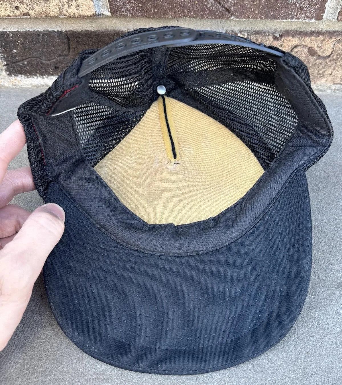 Vintage Vintage Hard Glock Cafe Trucker Hat Size ONE SIZE - 3 Thumbnail