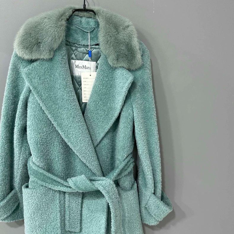 Max Mara Max Mara Mink coat Size S / US 4 / IT 40 - 2 Thumbnail
