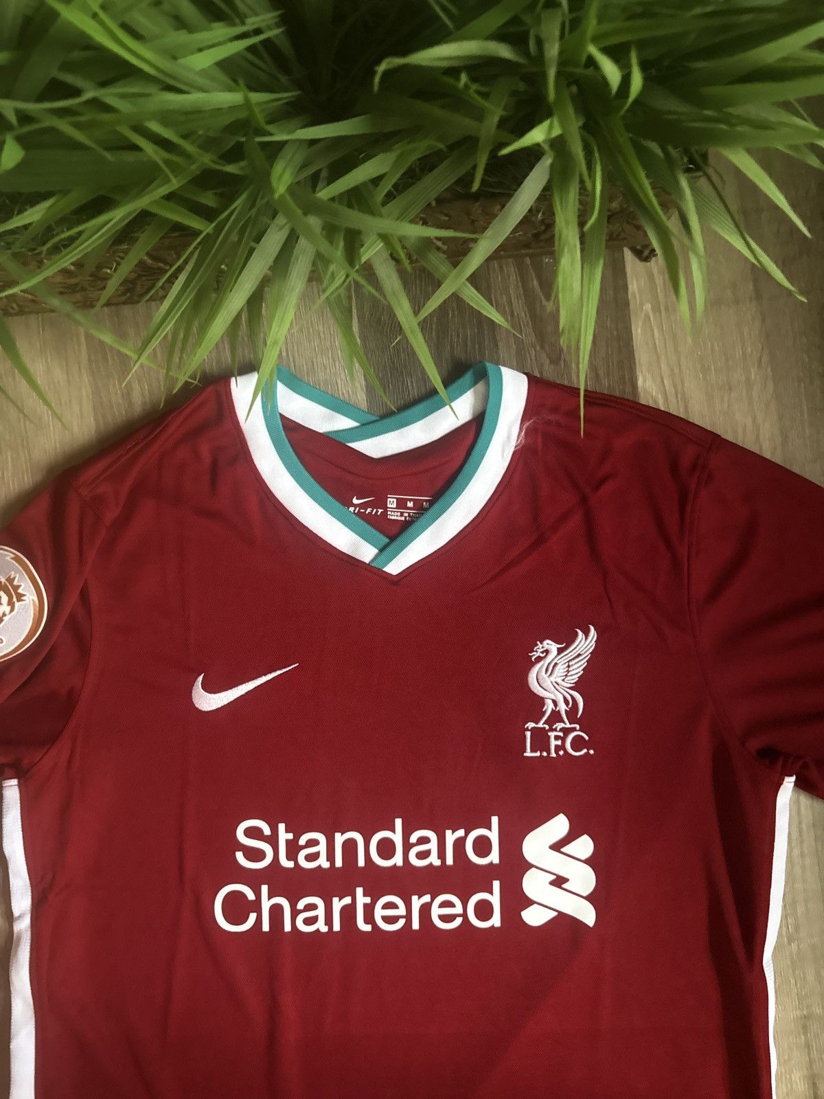 Nike Liverpool 2020/21 Nike Home Red Soccer Jersey LVP Ftball Sht Size US M / EU 48-50 / 2 - 2 Thumbnail
