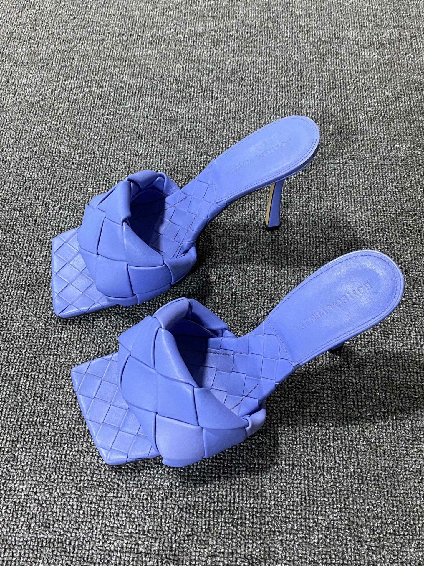 Bottega Veneta Bottega Veneta Knit Blue Sandals us_10 Women Size US 10 / IT 40 - 1 Thumbnail