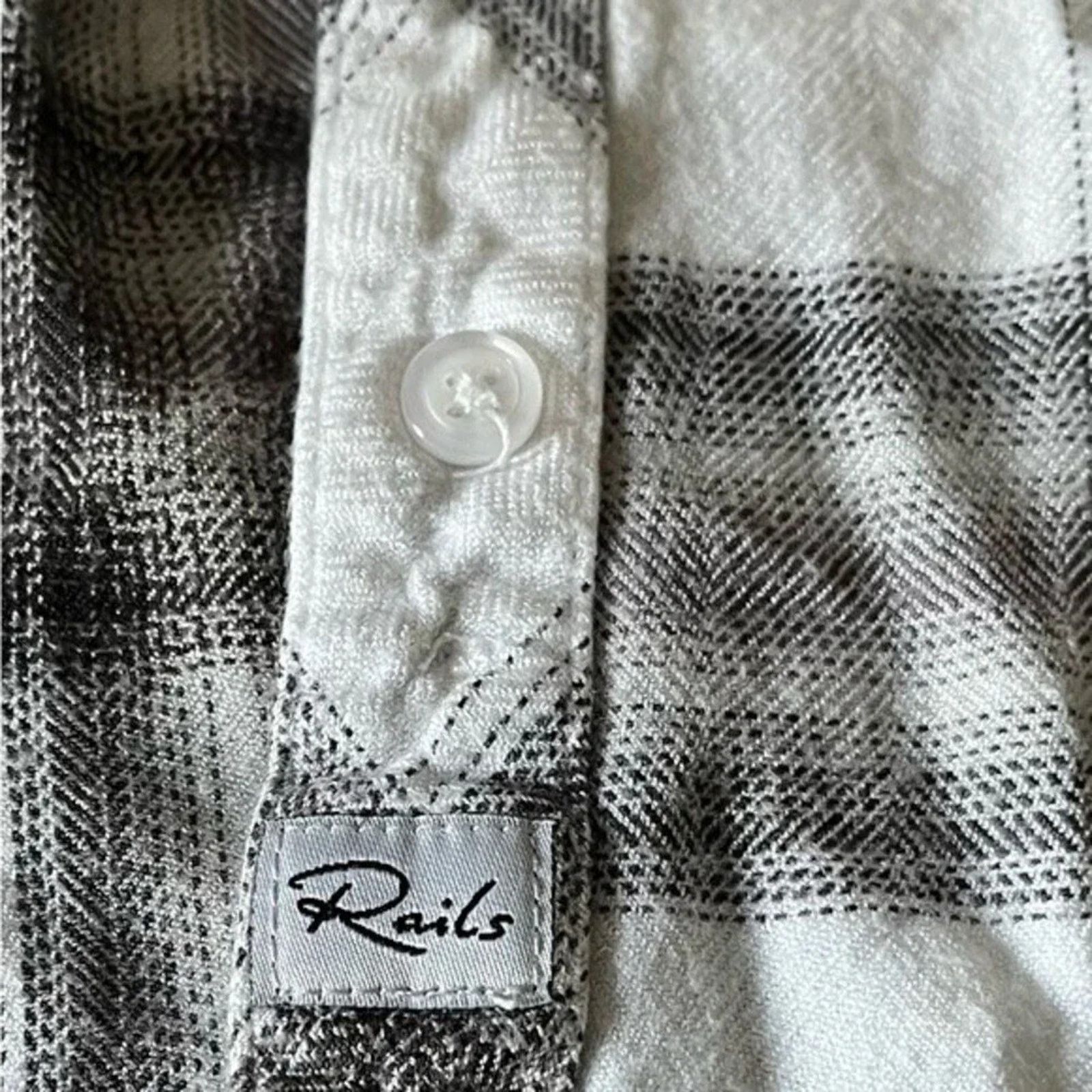 Rails Rails plaid button up top, size small Size S / US 4 / IT 40 - 4 Thumbnail