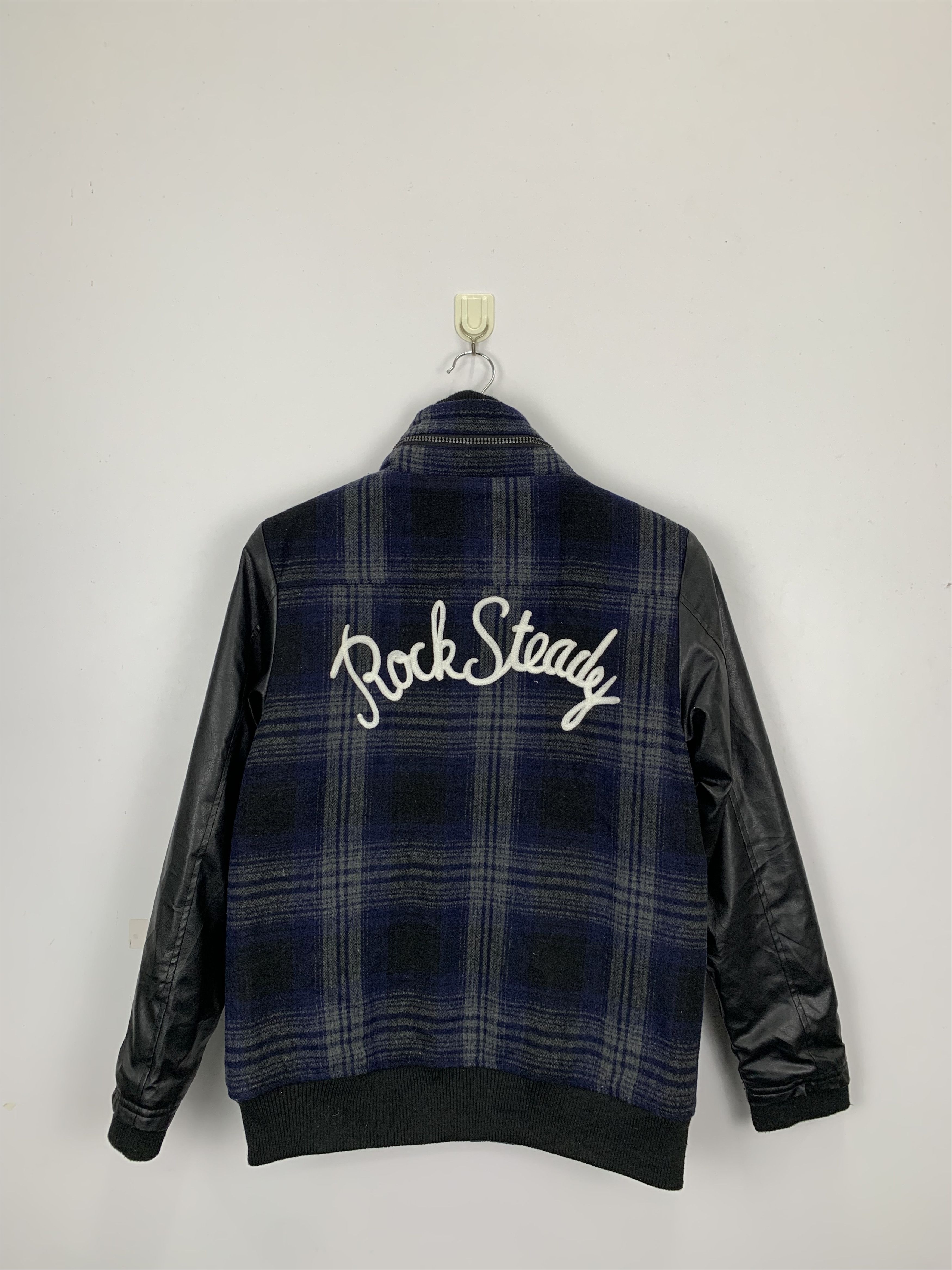 Japanese Brand Vintage Japanese Brand Wool Plaid Jacket V0474 Size US M / EU 48-50 / 2 - 3 Thumbnail