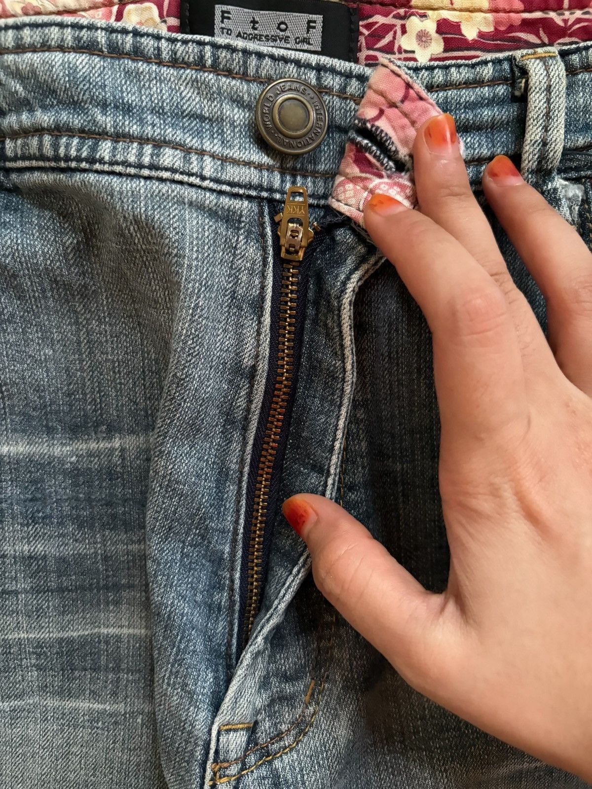 Hysteric Glamour × Japanese Brand Vintage Japanese Brand Harajuku Style Distress Flare Jean Size 32" / US 10 / IT 46 - 3 Thumbnail
