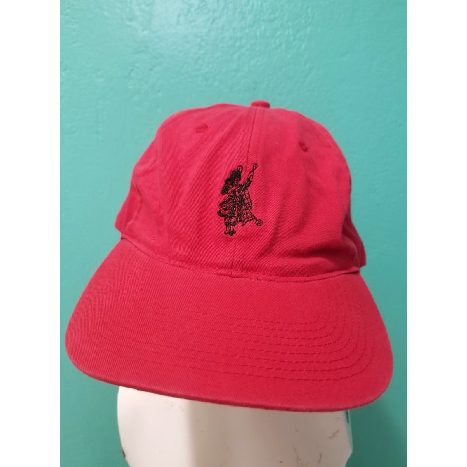 Vintage Vintage Dewars Red Baseball Dad Cap Hat 2001 Promo Scotch Whiskey Advertising Cap Mens Size ONE SIZE - 6 Thumbnail