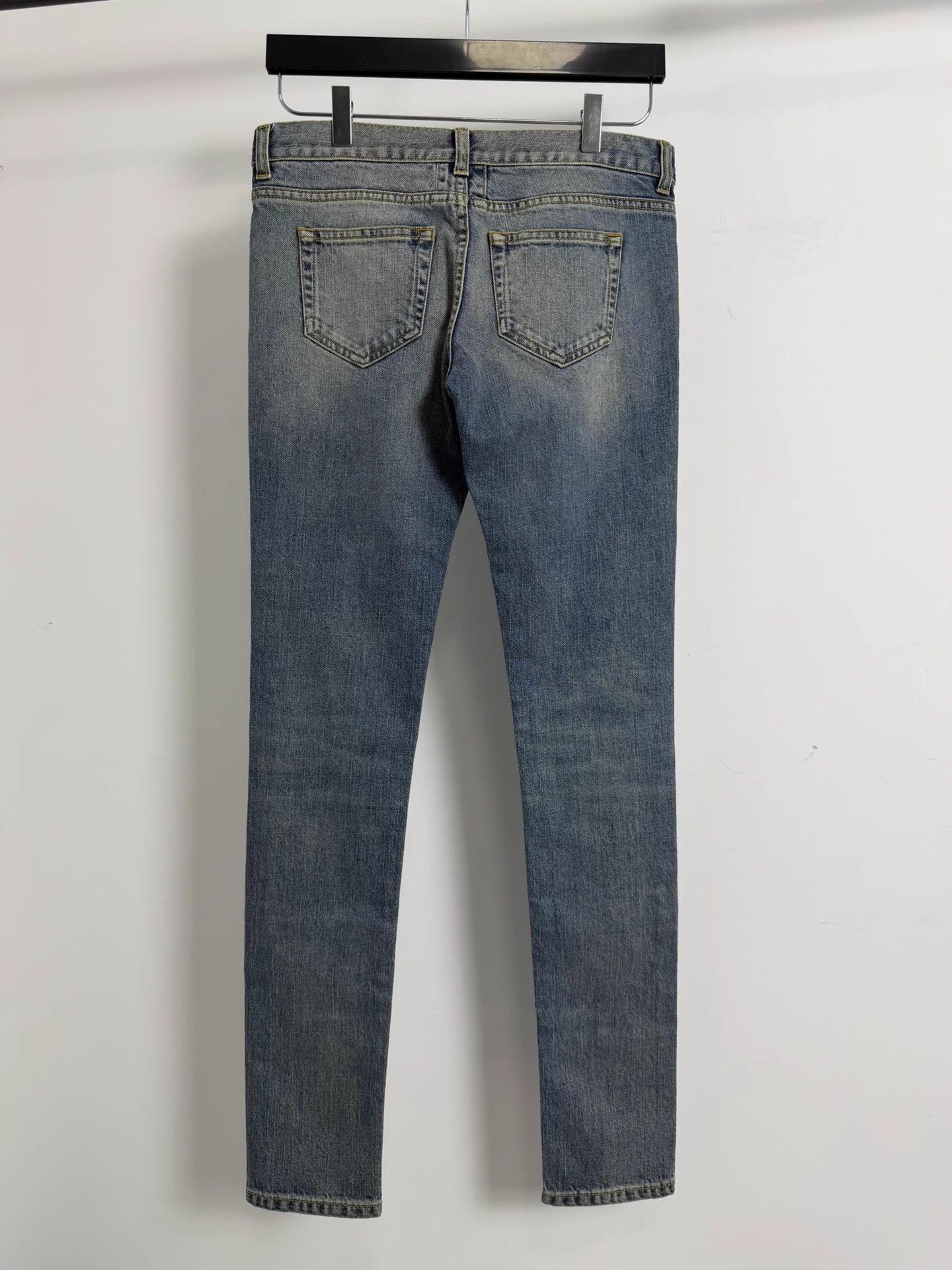 Saint Laurent Paris SLP 13fw 27 cat whisker distressed denim new w/ tags Size 27" / US 4 / IT 40 - 2 Thumbnail