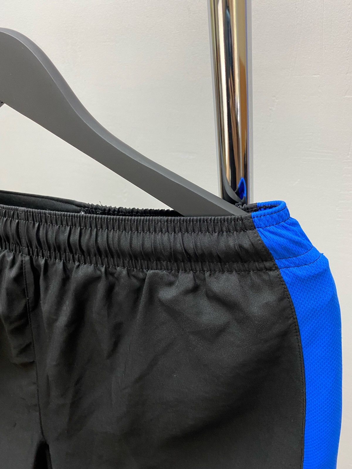 Nike × Vintage Vintage Y2K Nike Manchester United Football Soccer Shorts Size US 30 / EU 46 - 10 Thumbnail