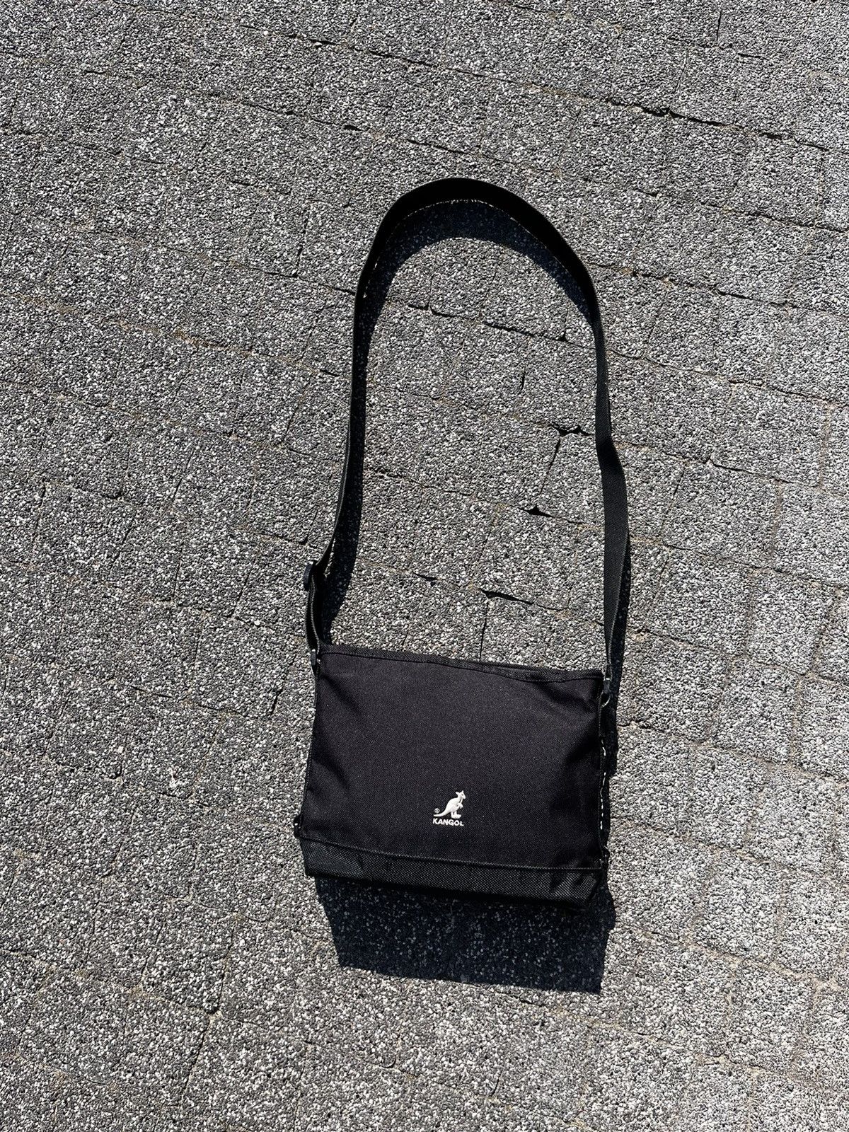 Other 🦘 Kangol Shoulder Bag Y2K Gorpcore Messenger Size ONE SIZE - 3 Thumbnail