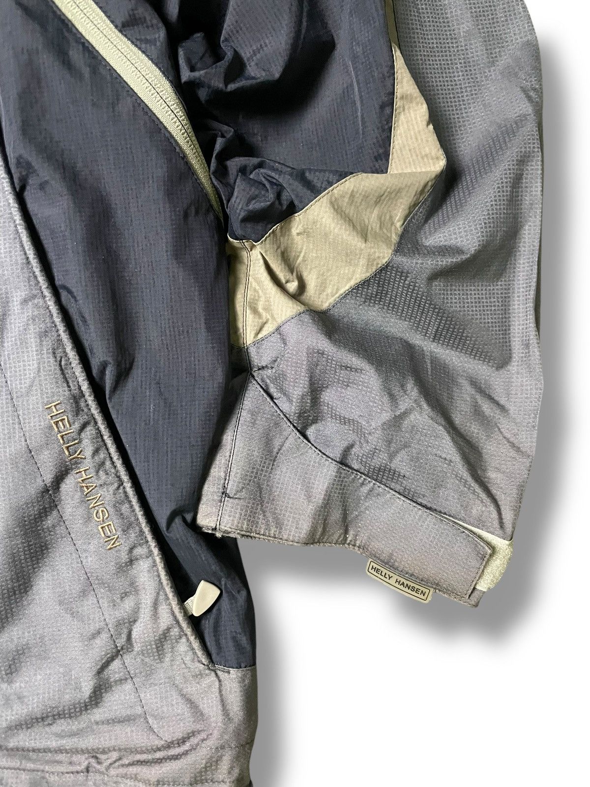 Helly Hansen × Vintage Helly Hansen Waterproof Jacket (54) Size US L / EU 52-54 / 3 - 7 Thumbnail