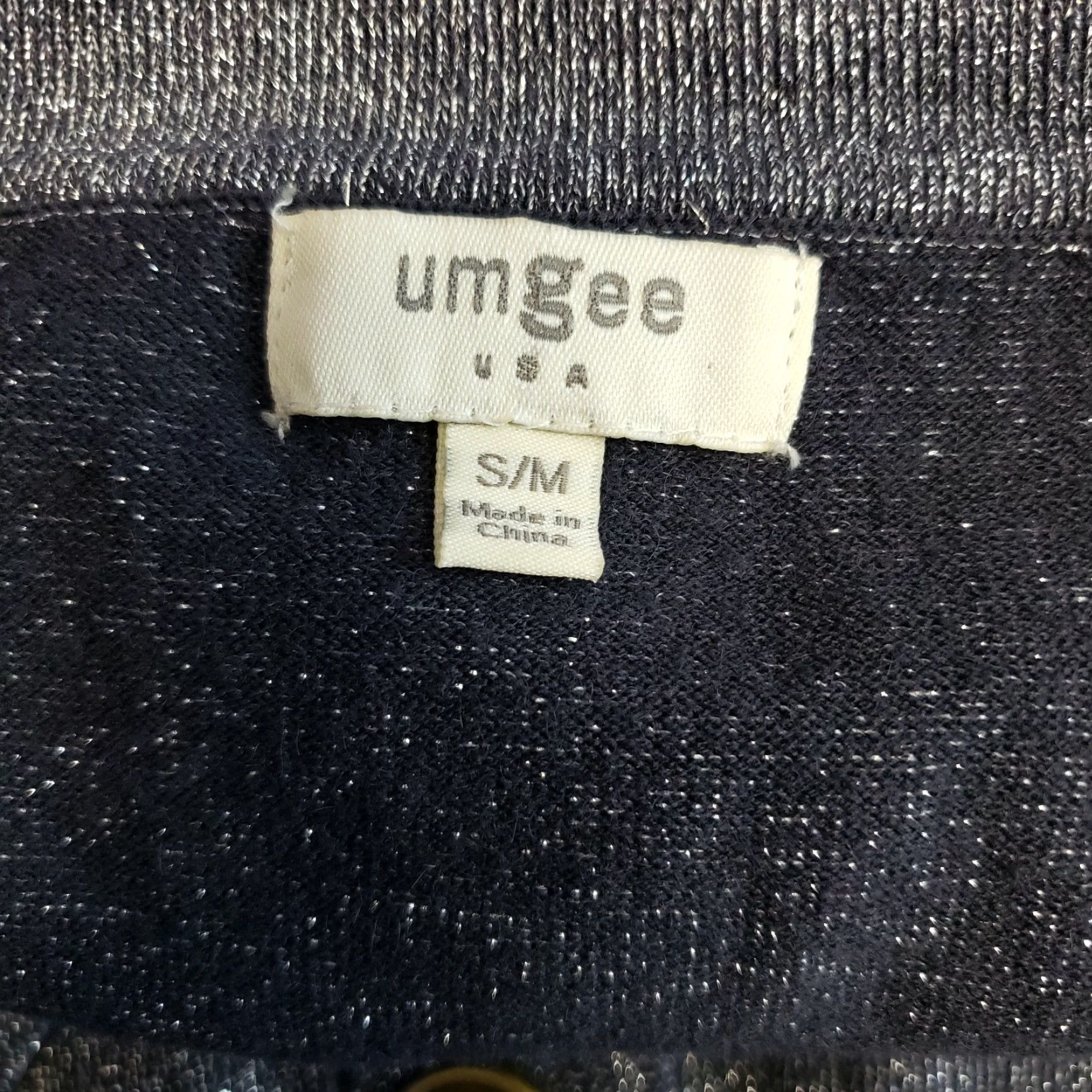 Vintage UMGEE Cardigan Shirt Womens S/M Gray Button-Front Long Sleeve Cotton Blend KnIT Solid 65% cotton 35% polyester Womens Size S / US 4 / IT 40 - 4 Thumbnail