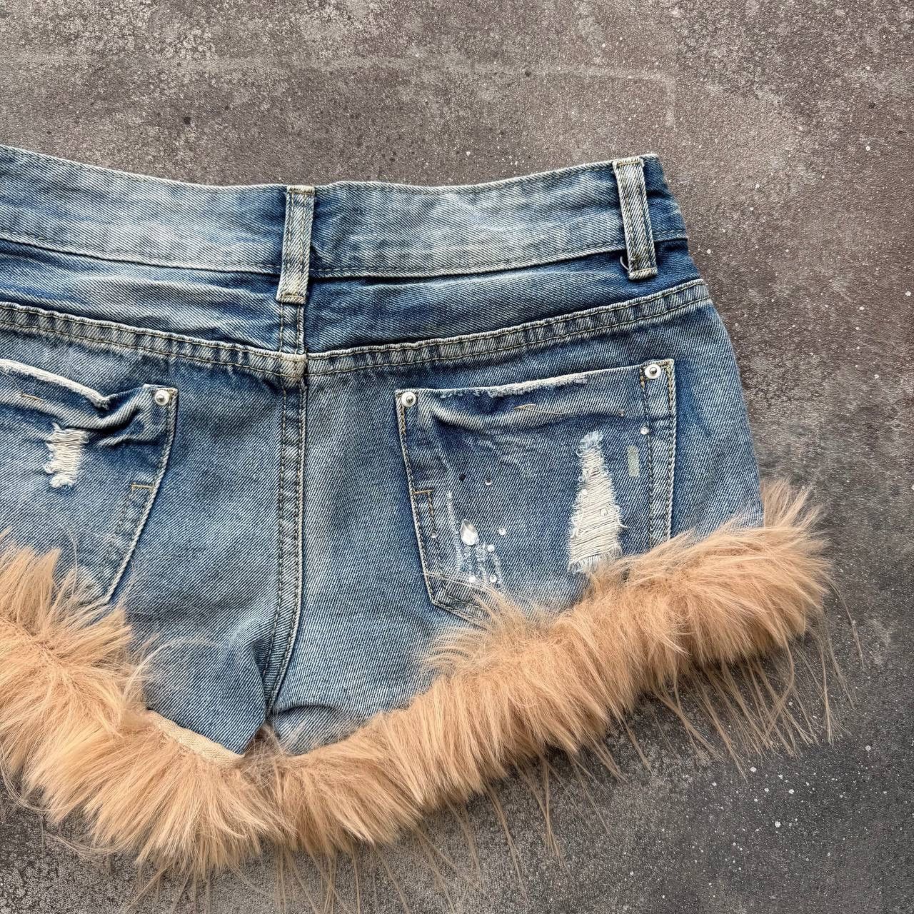 20471120 × Vintage 2000’s Aesthetic Y2K Faux Fur Vintage Mini Denim Shorts Size 27" / US 4 / IT 40 - 9 Thumbnail