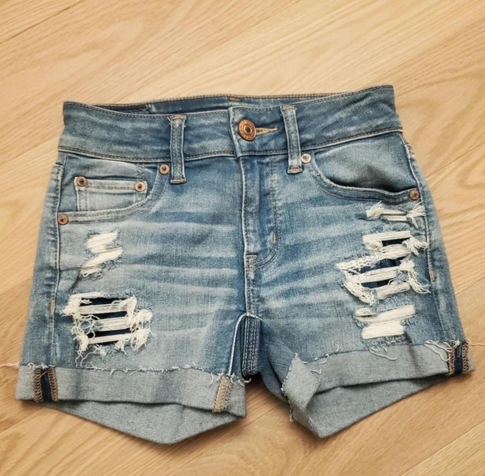 American Eagle Outfitters American Eagle Distressed Jeans Shorts Size 24" / US 00 / IT 34 - 1 Thumbnail