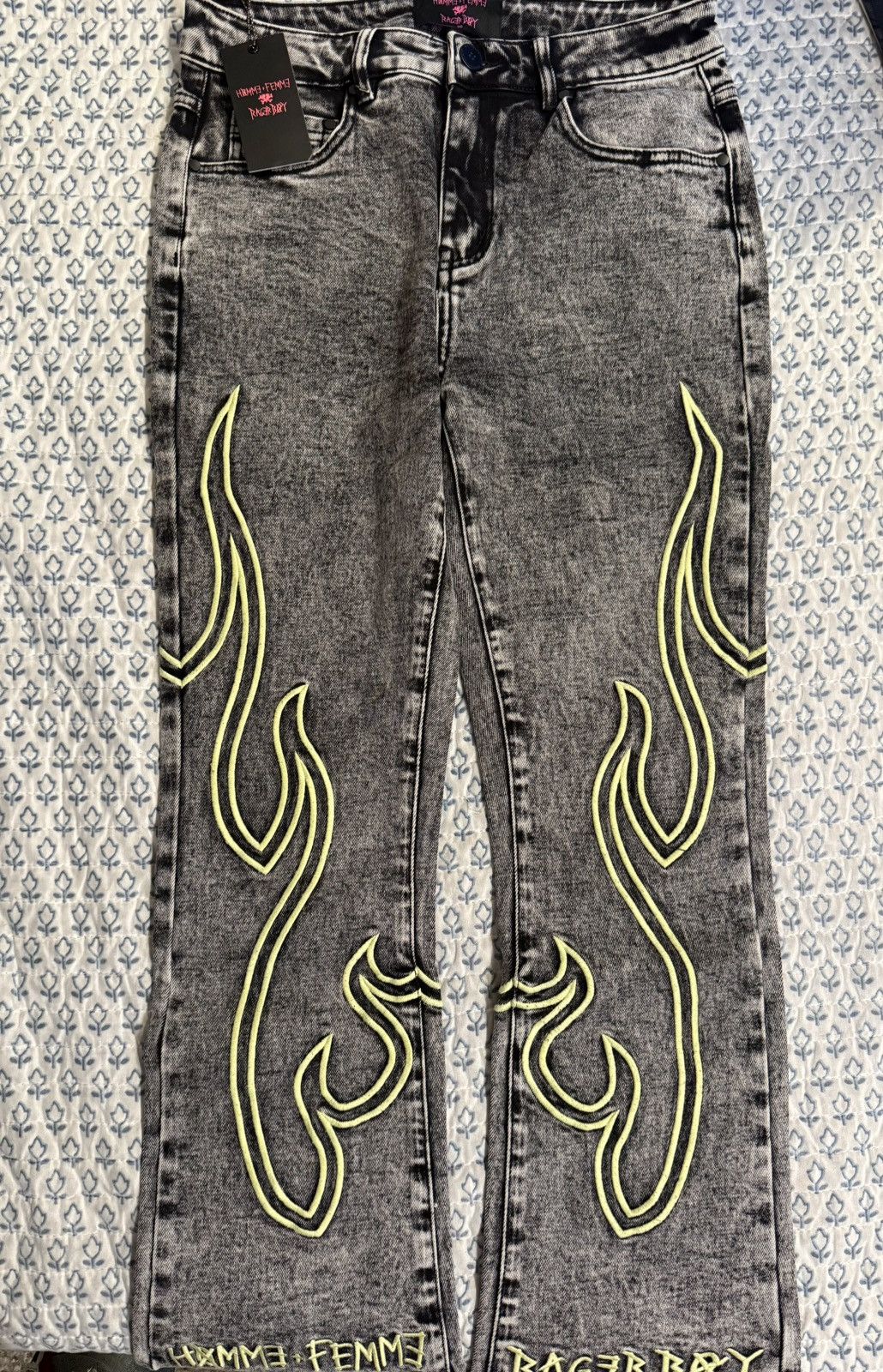 Homme + Femme La Homme + Femme Rager Baby Acid Wash Flame Emb. Jeans size 30 Size US 30 / EU 46 - 1 Thumbnail