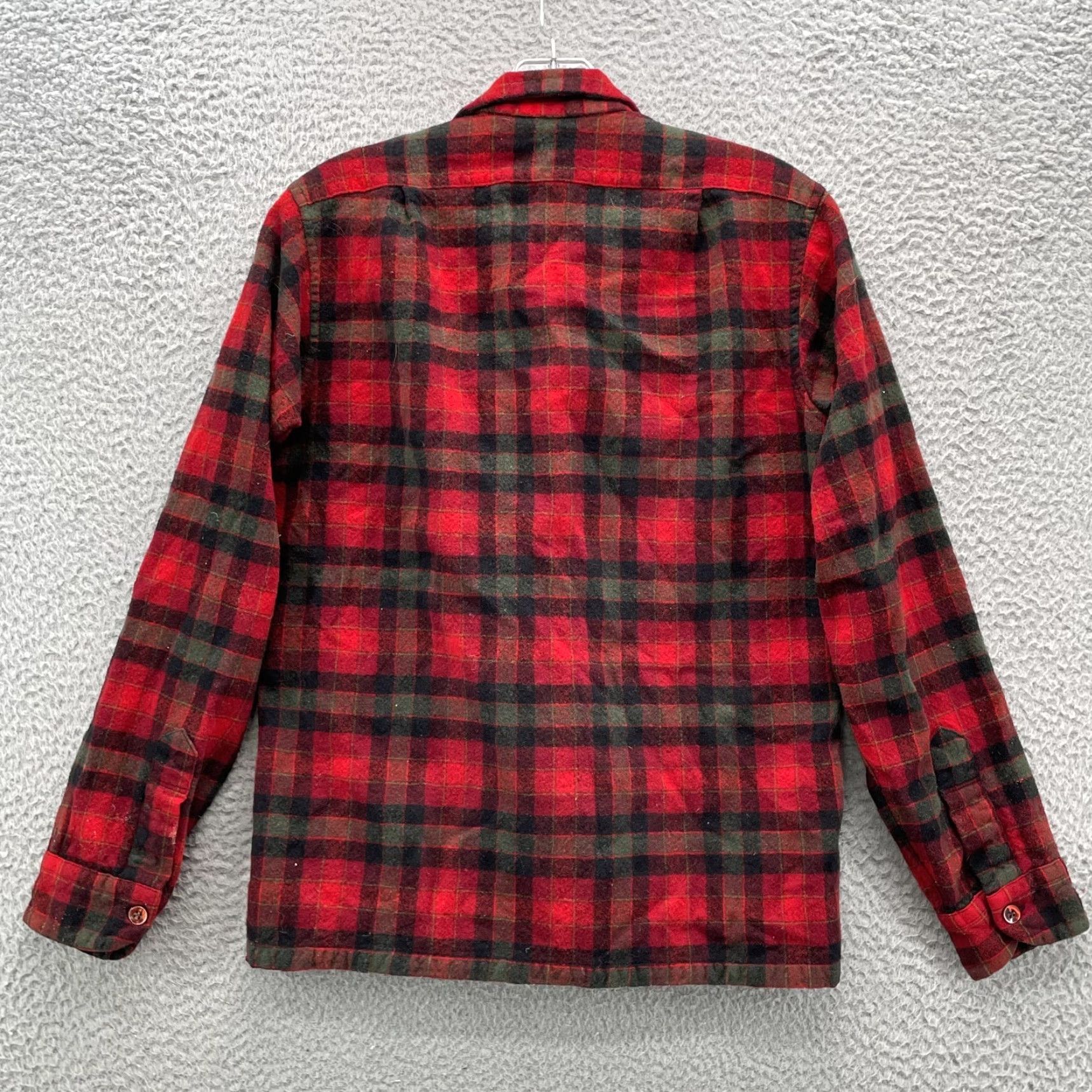 Pendleton VINTAGE Pendleton 100% Wool Flannel Shirt Med Outdoor Logger Cabin Workwear Grunge Size US M / EU 48-50 / 2 - 5 Thumbnail