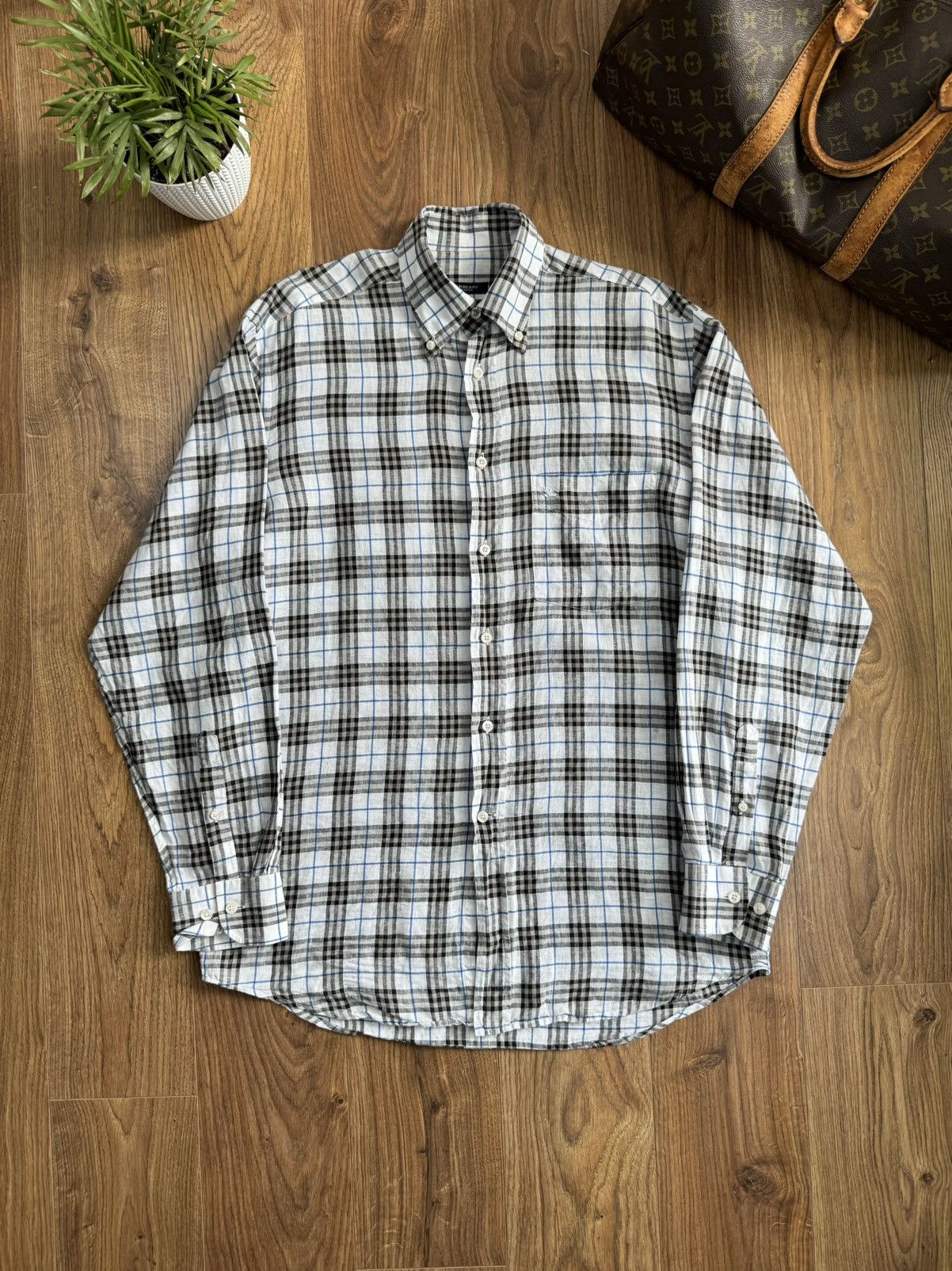 Burberry Lien shirt Burberry original luxury old money item Size US L / EU 52-54 / 3 - 1 Thumbnail
