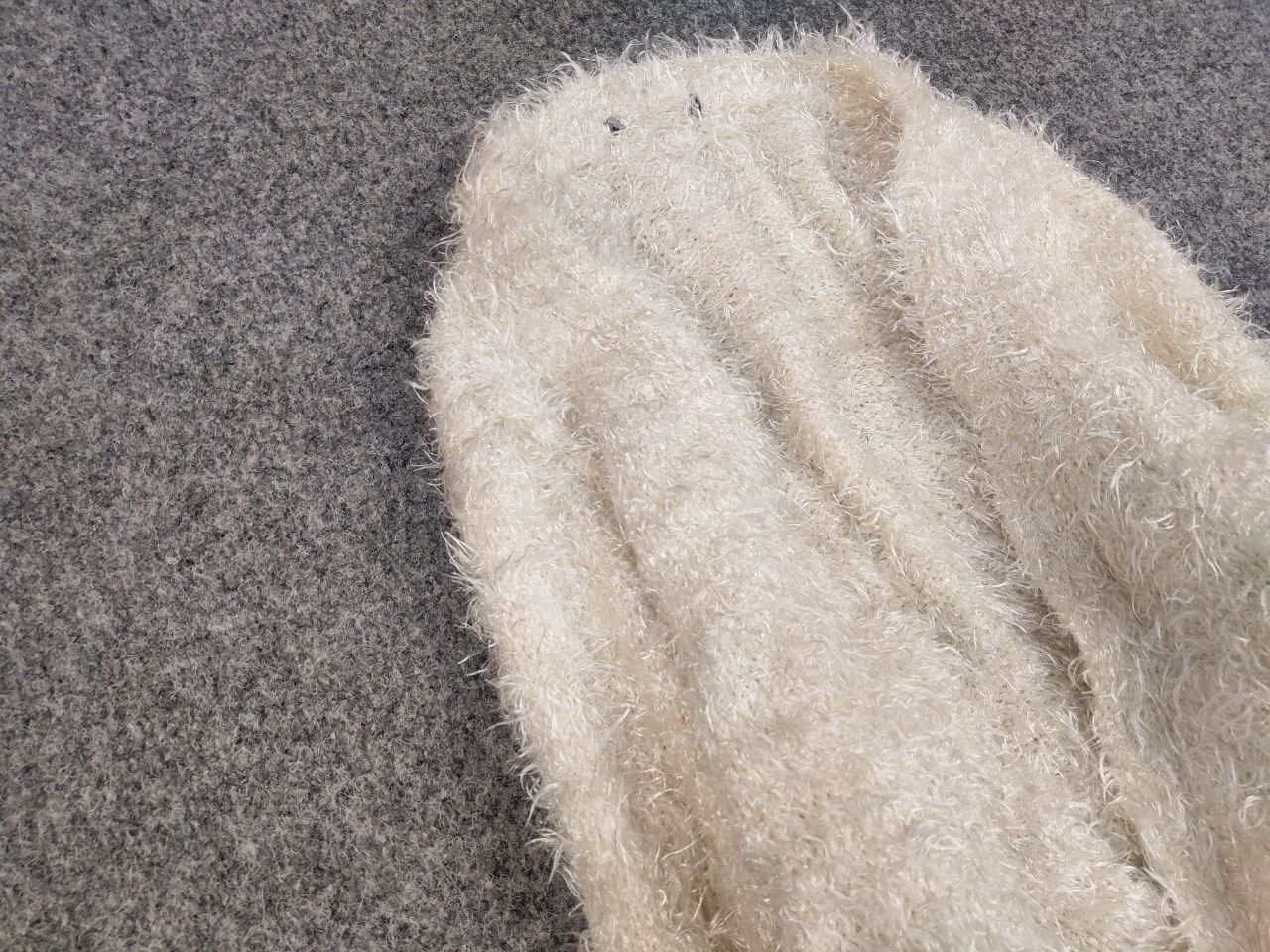 Japanese Brand Vintage Japan Design Mohair fuzzy Cardigan Sweater Y2K Style Size US L / EU 52-54 / 3 - 7 Thumbnail