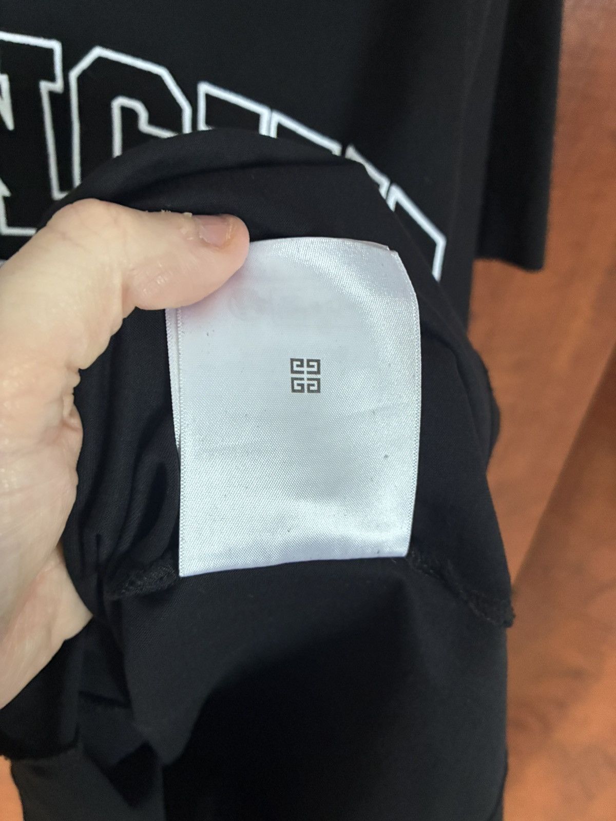Givenchy Givenchy College Embroided T Shirt Size US M / EU 48-50 / 2 - 7 Thumbnail