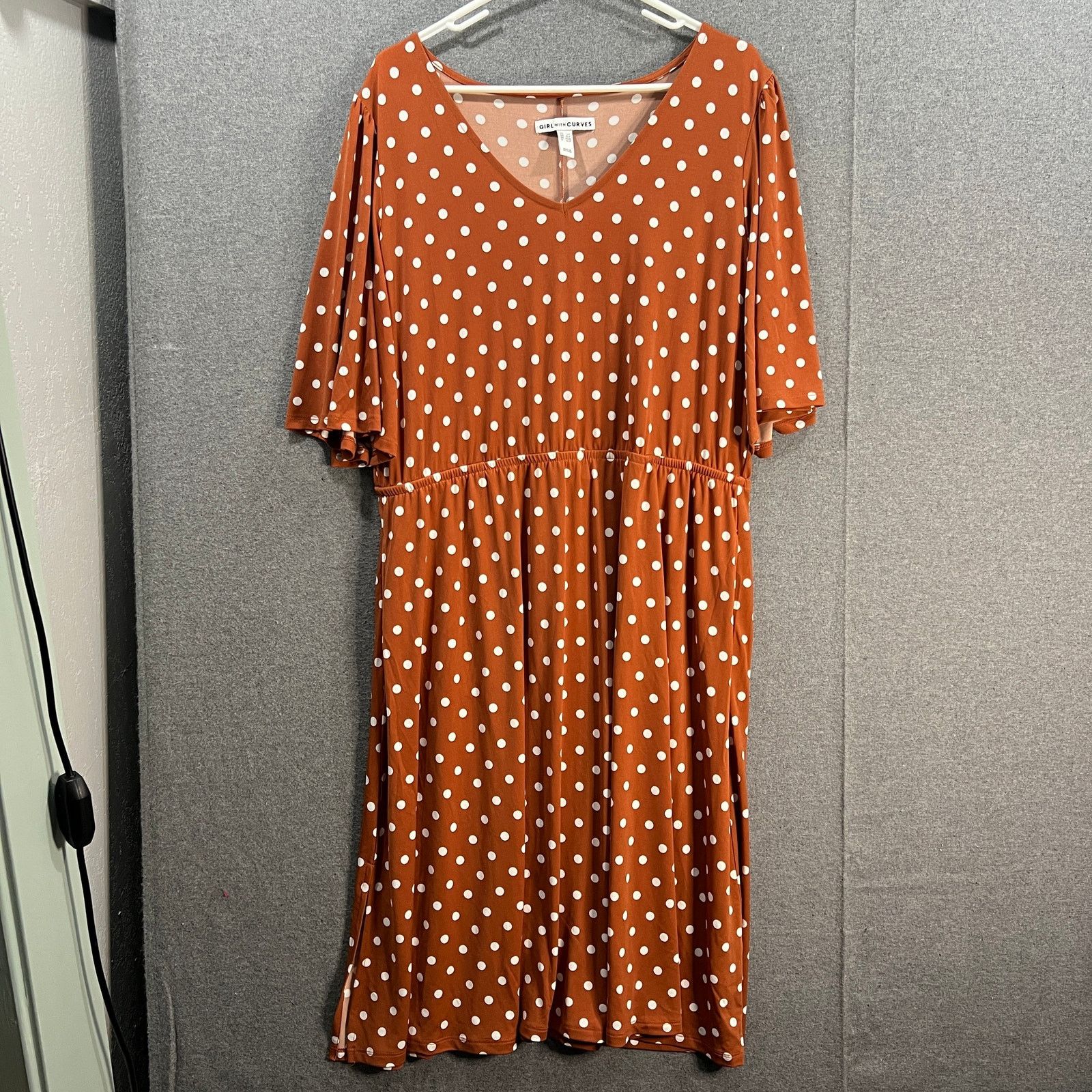 Other Girl With Curves Knit Midi Dress with Flutter Size L / US 10 / IT 46 - 1 Thumbnail