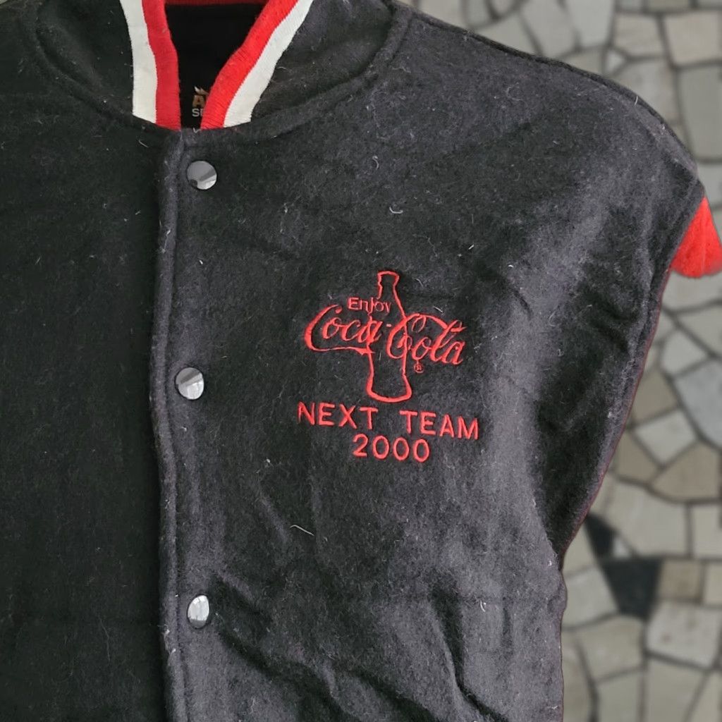 Vintage VINTAGE Coca Cola Auburn Sportswear Fleece Lined Bomber Knit Jacket Wool Mens XL Black Size US XL / EU 56 / 4 - 1 Thumbnail