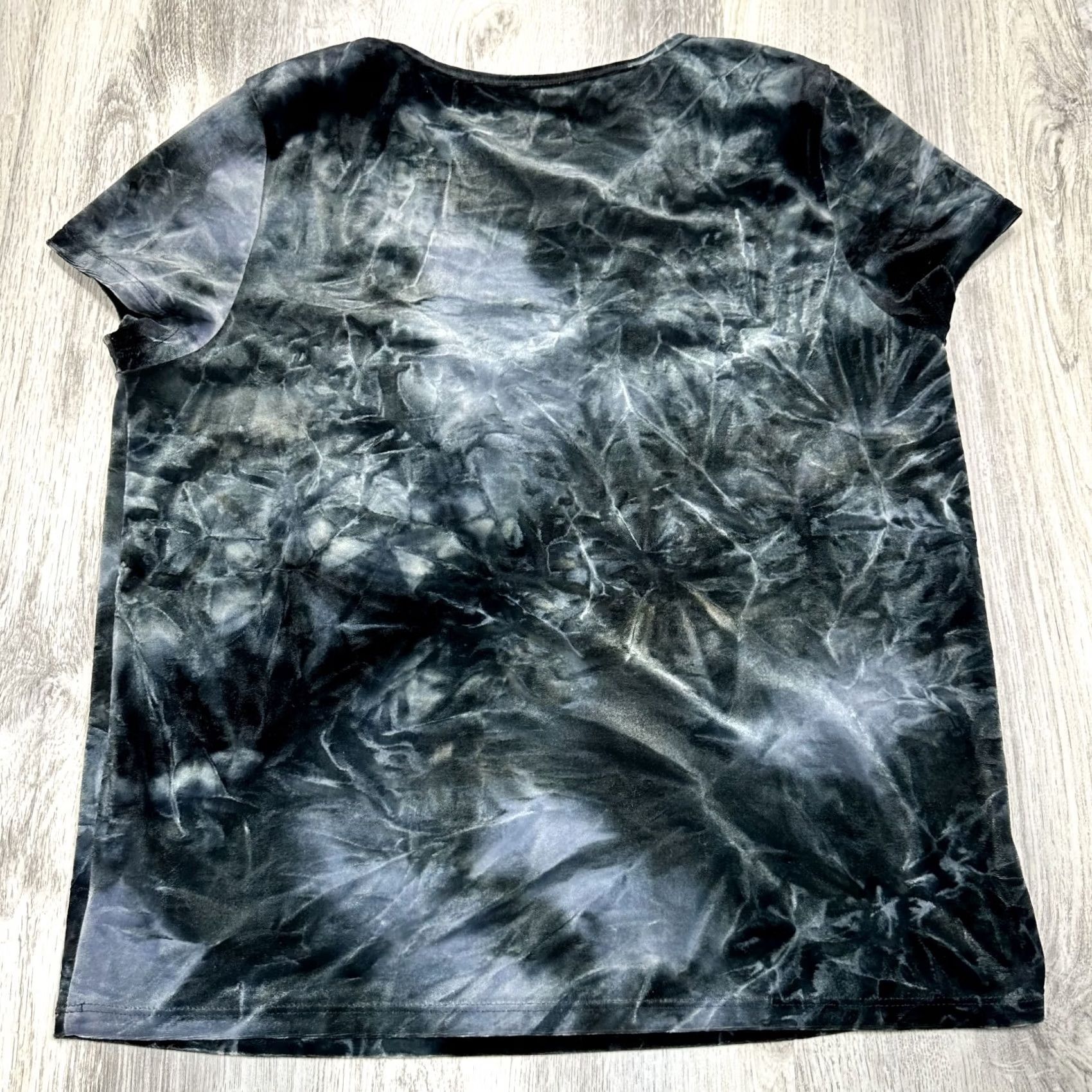 American Eagle Outfitters American Eagle Outfitters Shirt Tee Gray Green Velvet Tie Dye Cropped L Women’s Short Sleeve Stretch Polyester CPO Womens Size L / US 10 / IT 46 - 3 Thumbnail