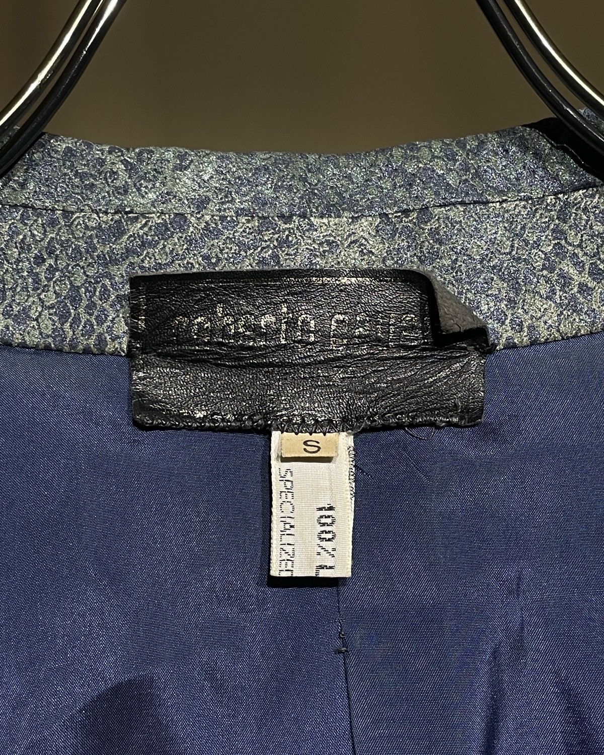 Roberto Cavalli 80-90s roberto cavalli -Handpainted Leather Patchwork Jacket Size US L / EU 52-54 / 3 - 11 Thumbnail