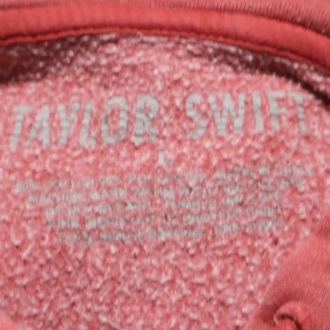 Vintage Taylor Swift Red Taylor's Version Hoodie Unisex's L Red Shirt Size US L / EU 52-54 / 3 - 5 Thumbnail