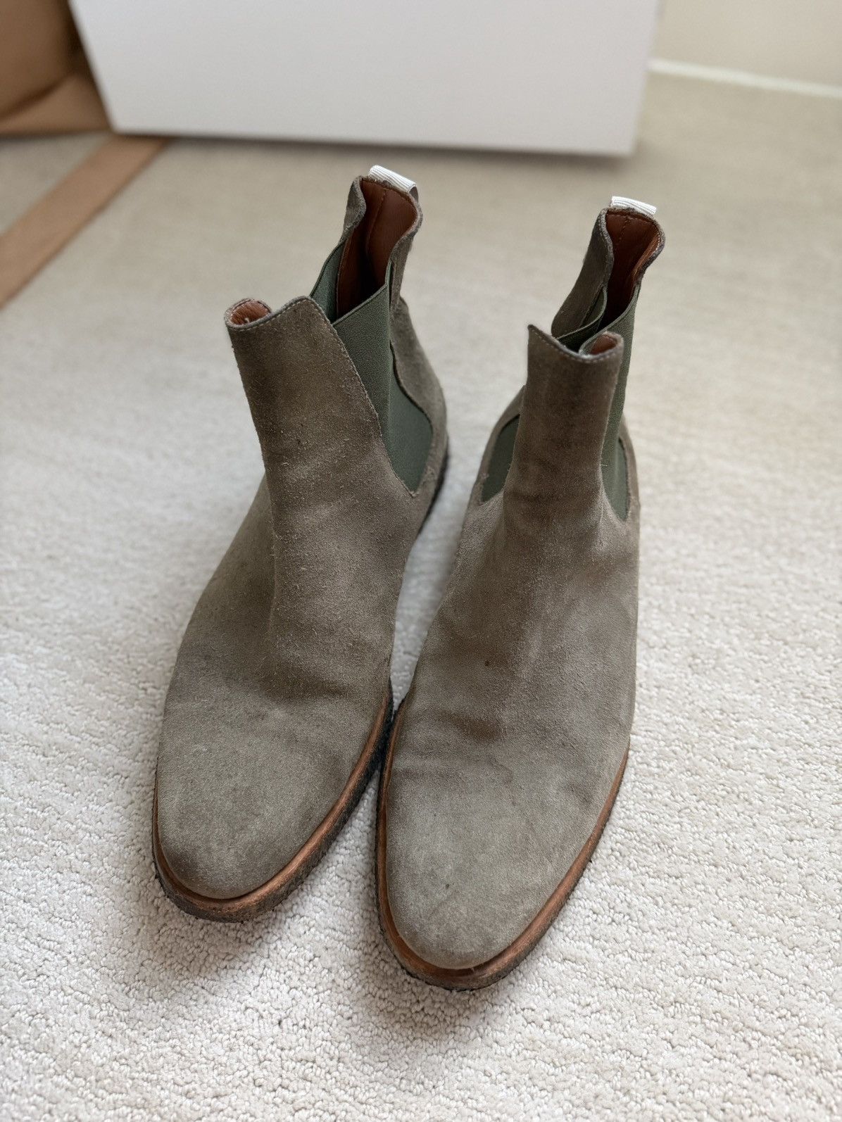 Common Projects Common Projects Chelsea Boots, size 44 Size US 11 / EU 44 - 1 Thumbnail