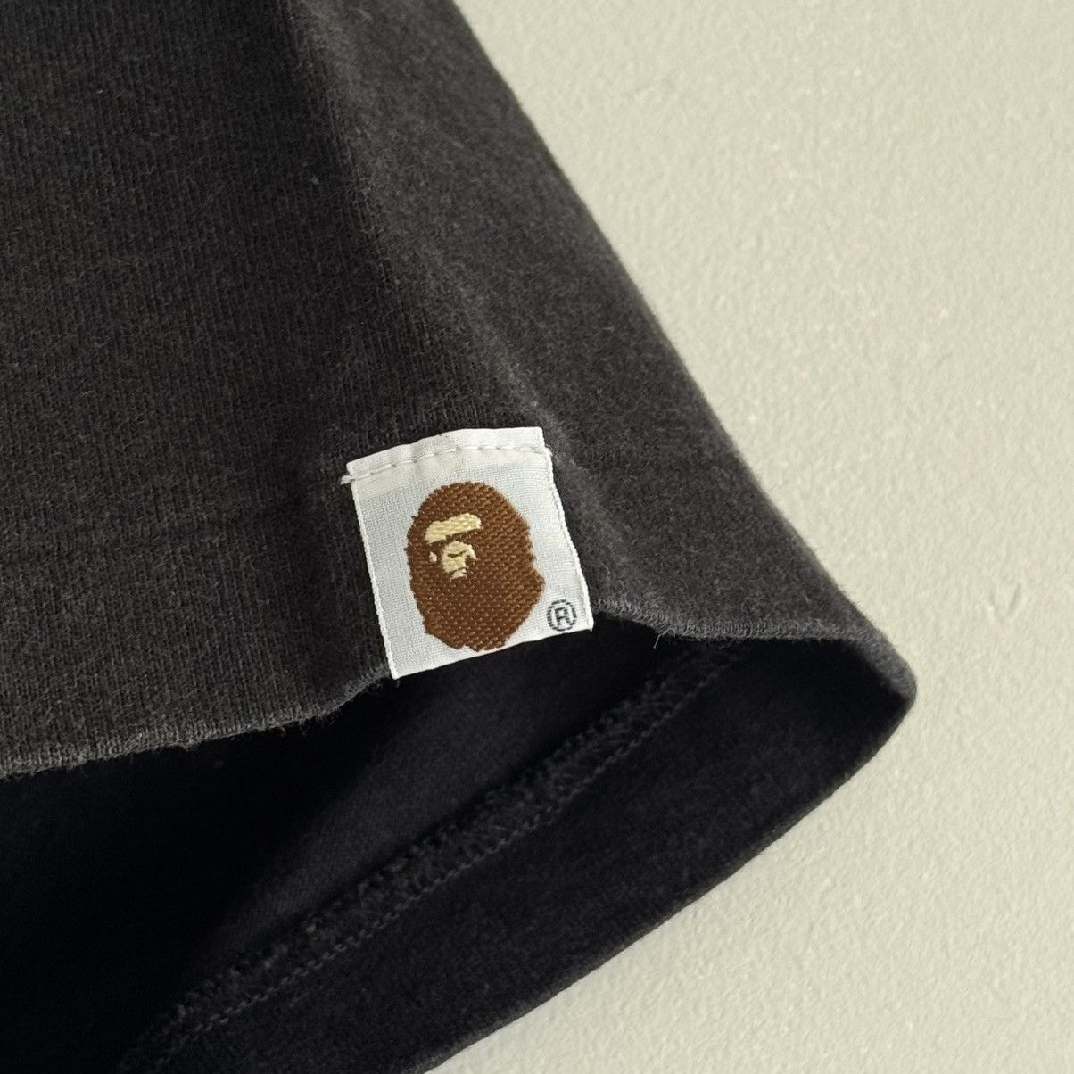 Bape Vintage Bape Tiny Ape Head Logo Tee Nigo Size US L / EU 52-54 / 3 - 10 Thumbnail