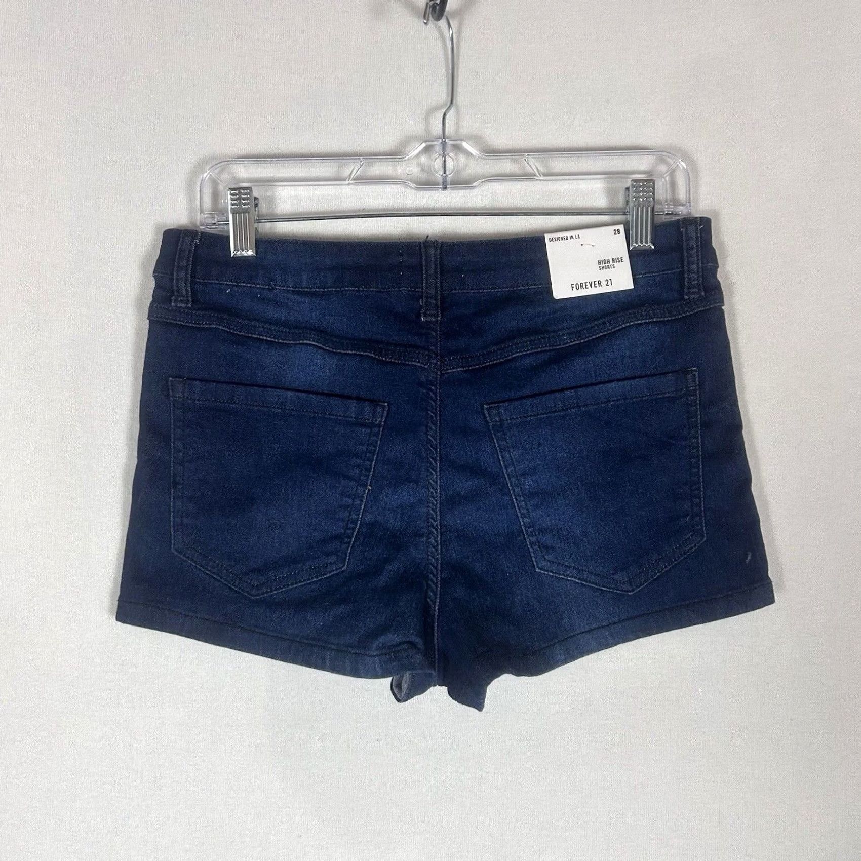 Forever 21 FOREVER 21 Denim Shorts Womens 28 Dark Wash High Rise 2" Inseam NWT Size 28" / US 6 / IT 42 - 5 Thumbnail