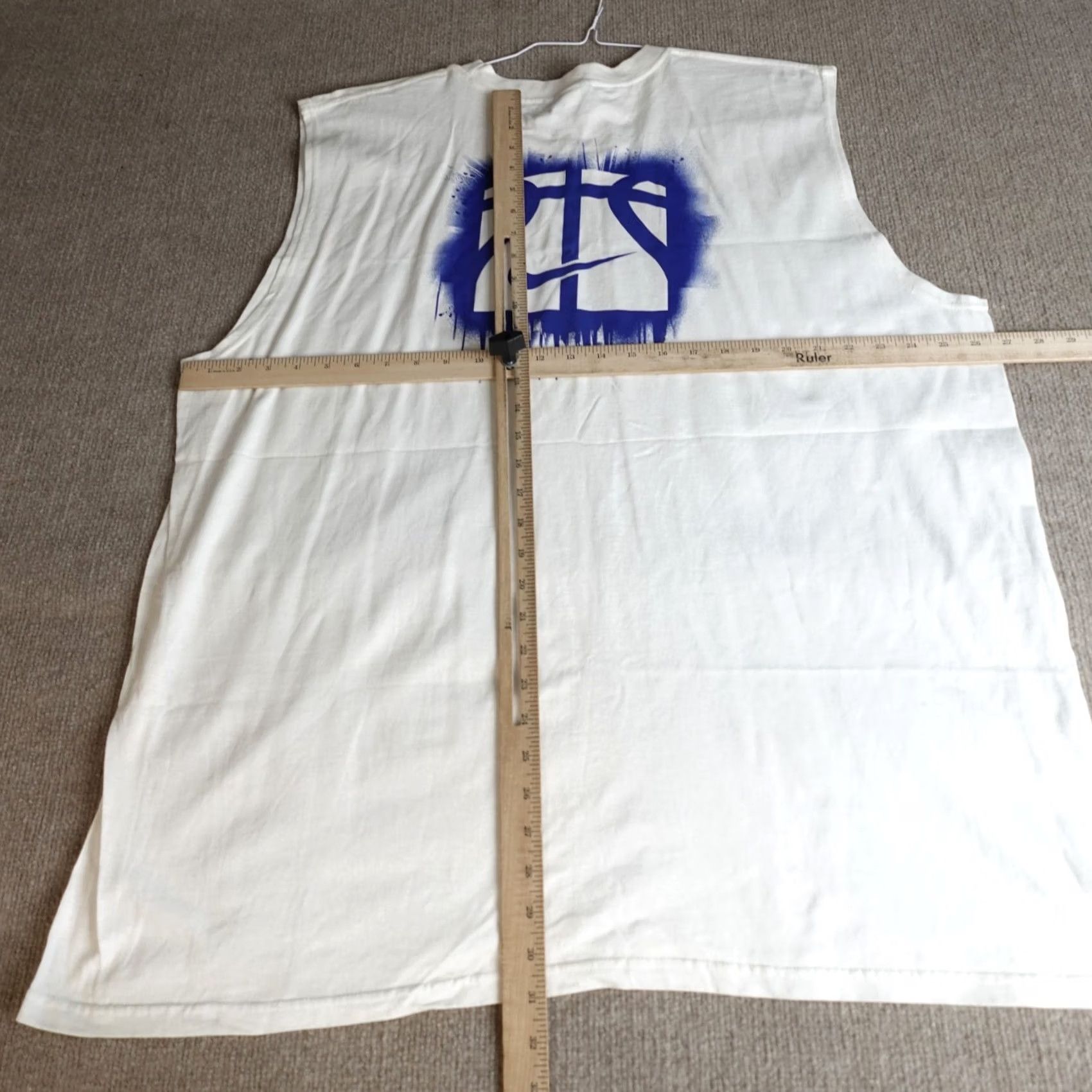 Nike VINTAGE Nike Shirt T-Shirt 2XL Men White Center Swoosh Hoops Double Sided Read New Size US XXL / EU 58 / 5 - 5 Thumbnail