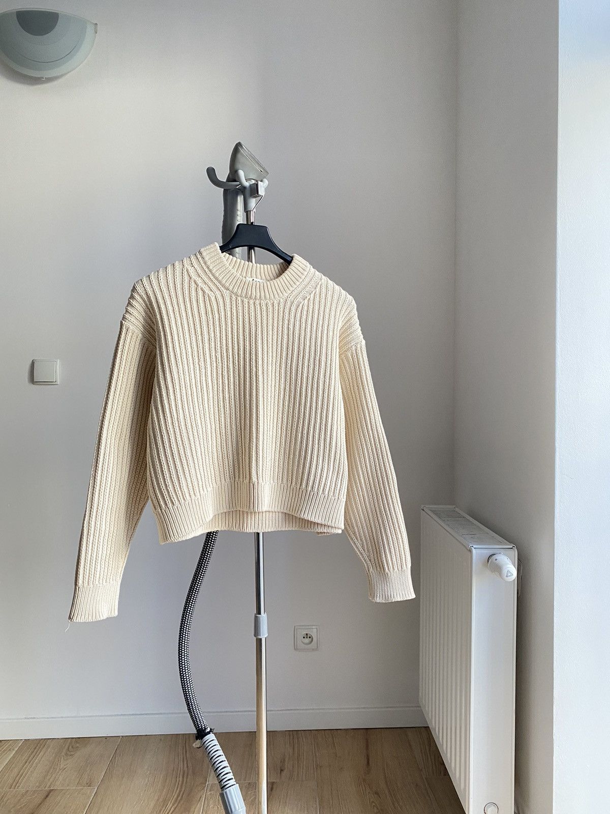 Acne Studios Acne Studios Sweater Size XS / US 0-2 / IT 36-38 - 2 Thumbnail