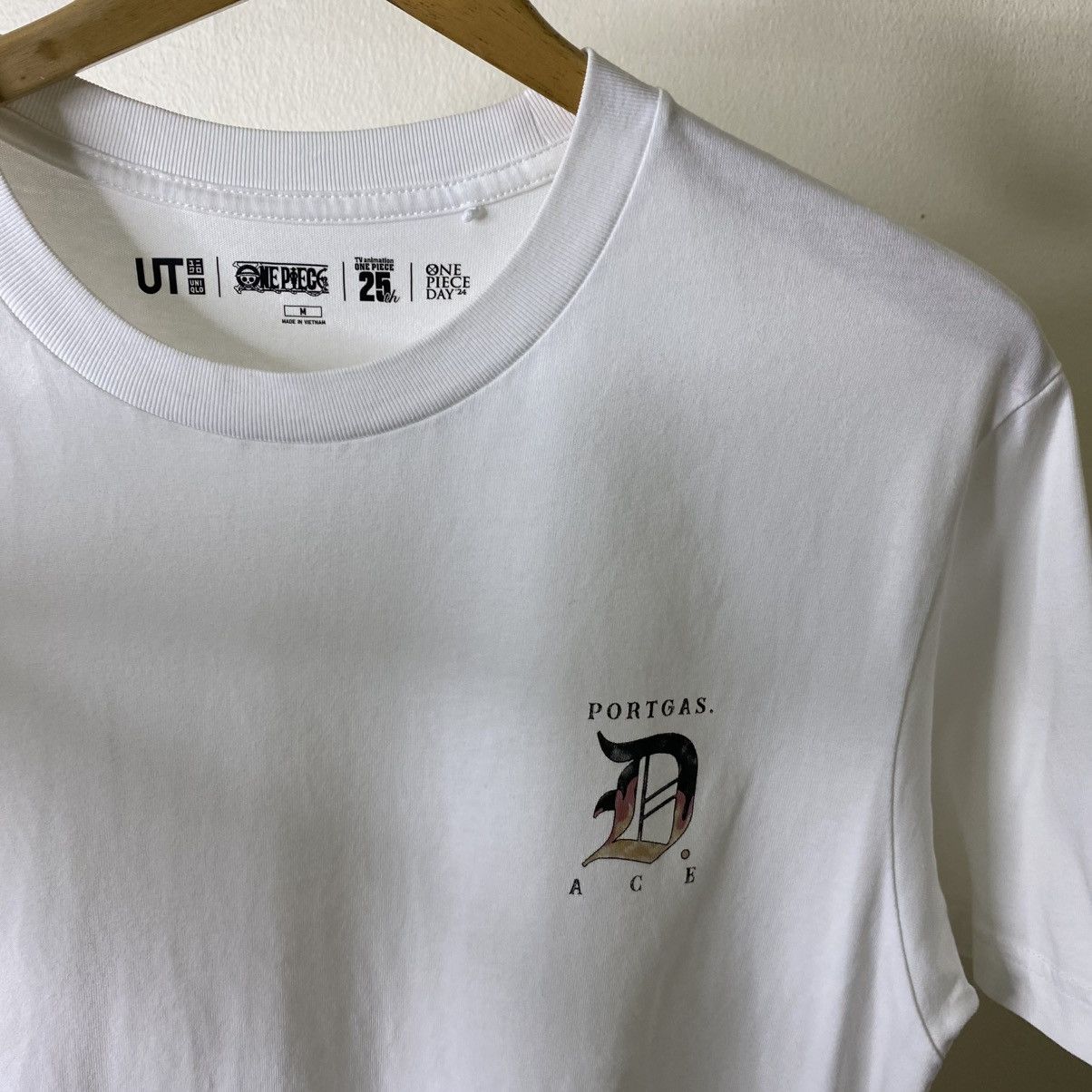 Uniqlo Uniqlo UT Manga Series x One Piece Collaboration Tee Anime Size US M / EU 48-50 / 2 - 7 Thumbnail