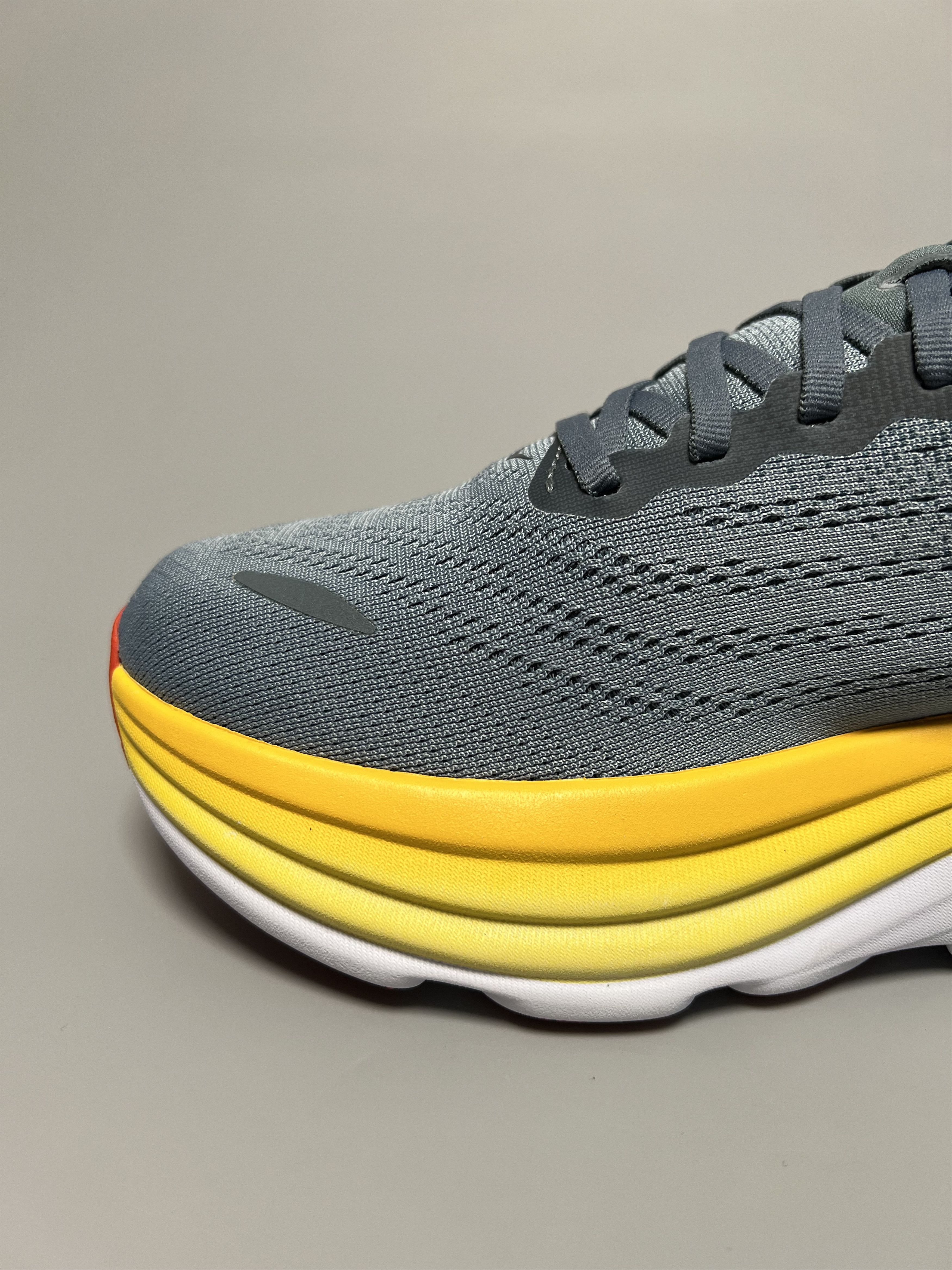 Hoka 8.5 EE Hoka One One Bondi 8 Wide Running Shoes Gym Walking Size US 8.5 / EU 41-42 - 10 Thumbnail