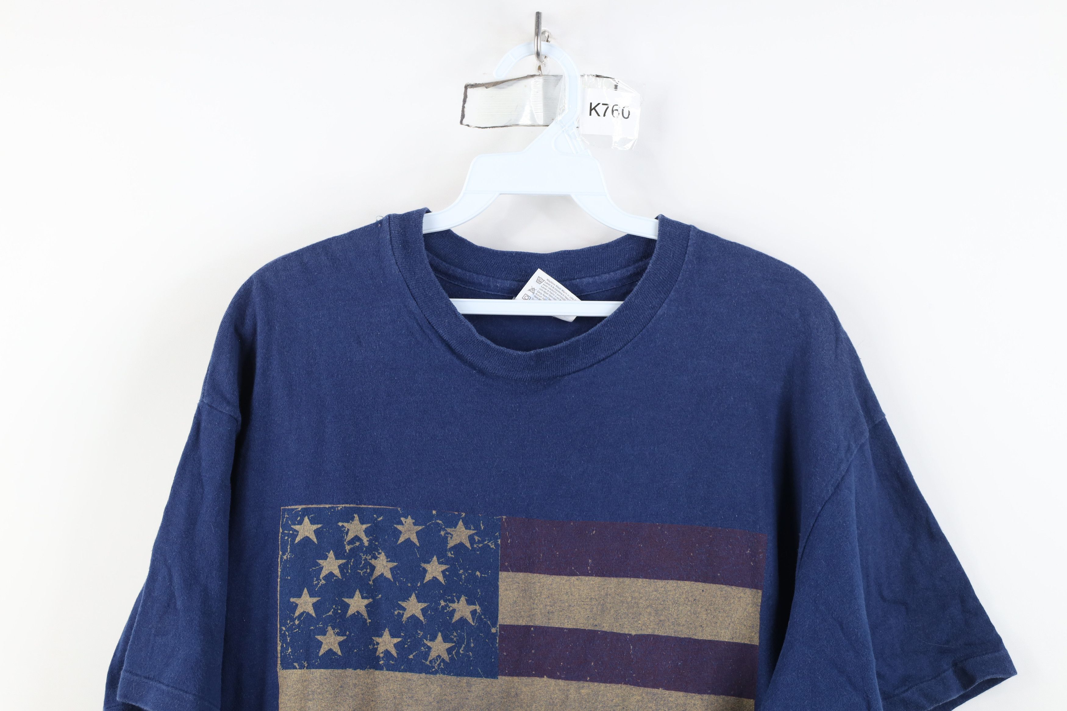 American Eagle Outfitters Vintage 90s American Eagle Outfitters Flag T-Shirt Blue USA Size US L / EU 52-54 / 3 - 2 Thumbnail